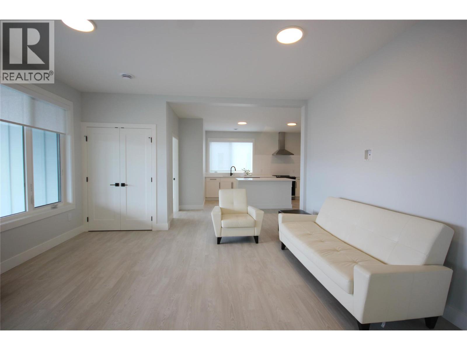 1164 Elk Street, Penticton, British Columbia  V2A 2S6 - Photo 27 - 10387509