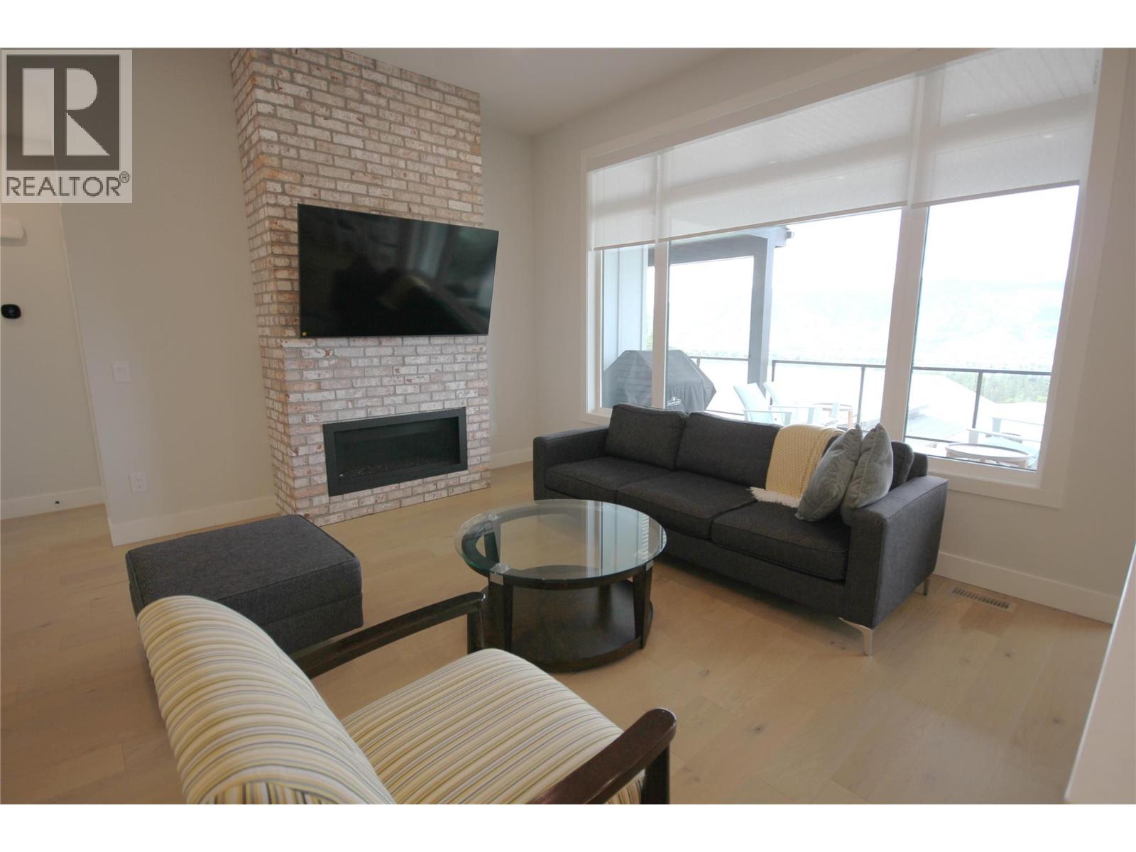 1164 Elk Street, Penticton, British Columbia  V2A 2S6 - Photo 7 - 10387509
