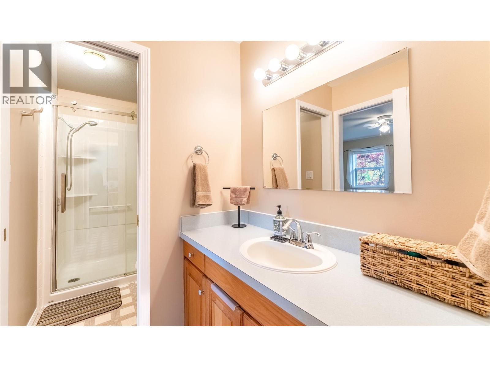 210 20th Avenue S Unit# 5, Creston, British Columbia  V0B 1G5 - Photo 19 - 10387373