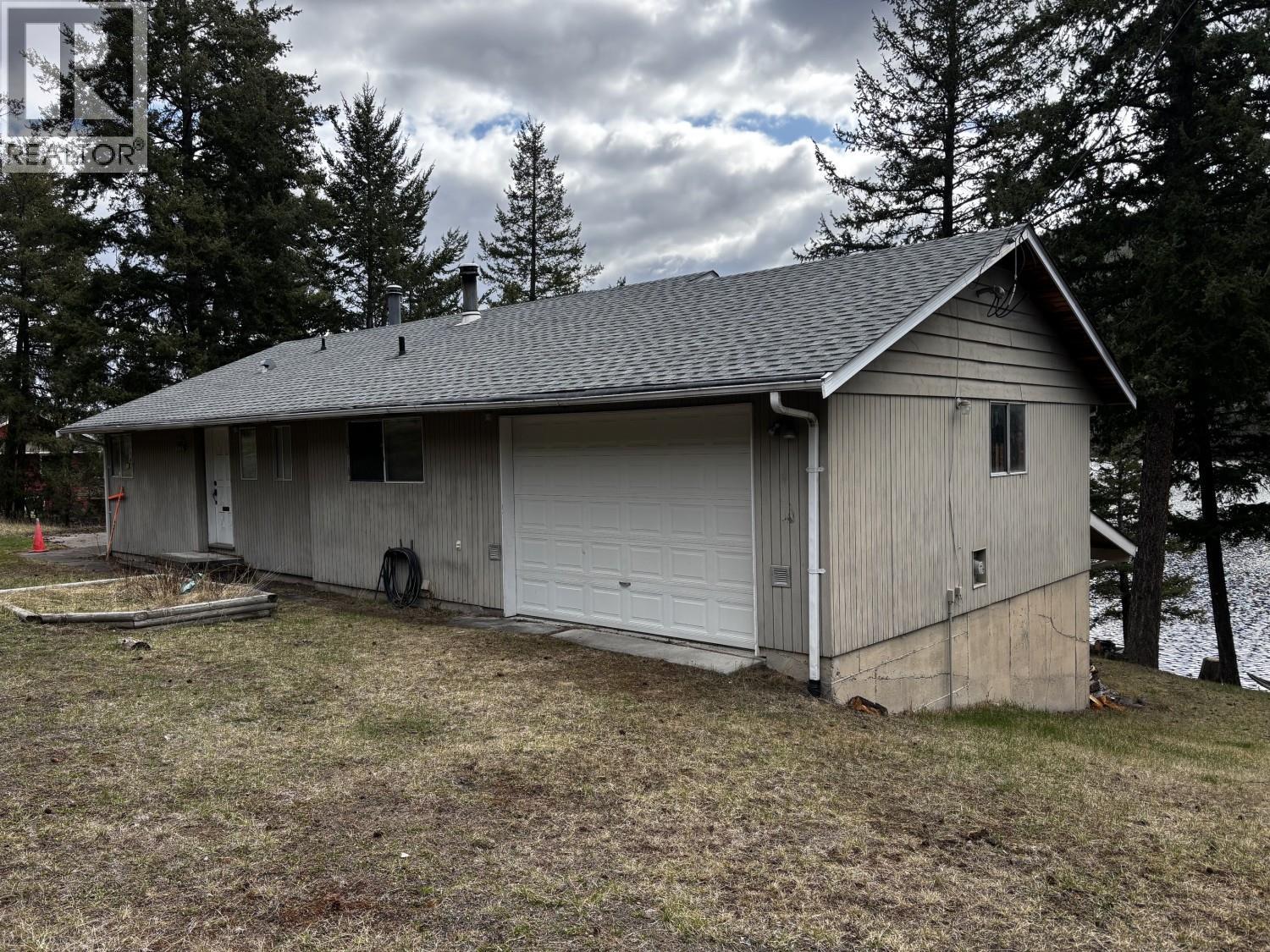 2344 Loon Lake Road, Loon Lake, British Columbia  V0K 1H0 - Photo 25 - 10388087