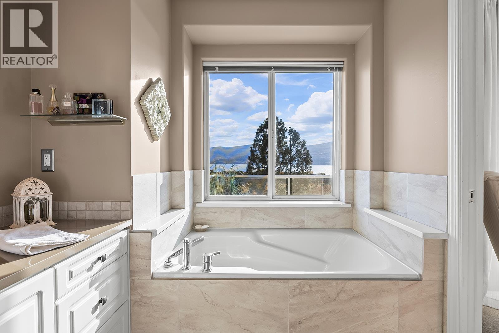 3576 Apple Way Boulevard, West Kelowna, British Columbia  V4T 1Y7 - Photo 36 - 10387966