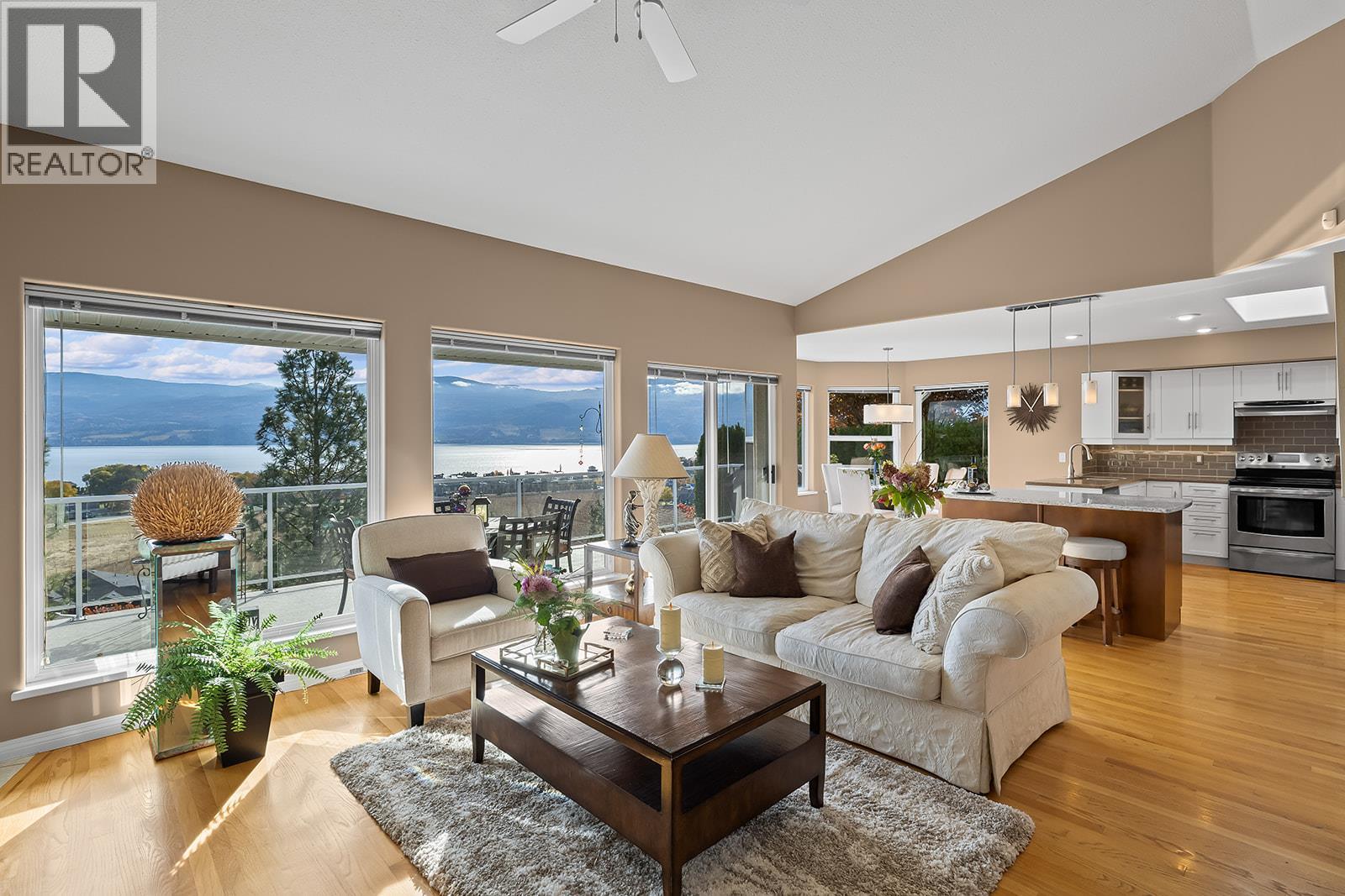 3576 Apple Way Boulevard, West Kelowna, British Columbia  V4T 1Y7 - Photo 9 - 10387966