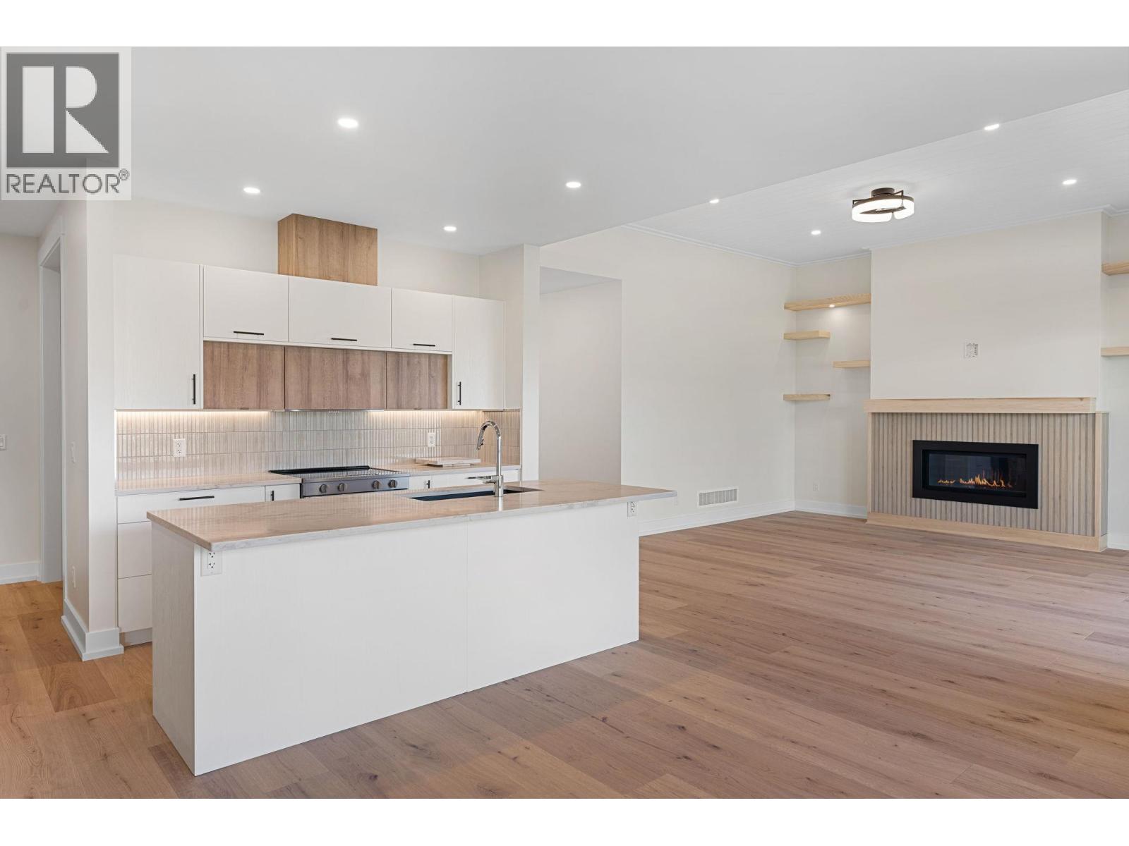 2140 Montenegro Drive, Kelowna, British Columbia  V1P 0B2 - Photo 18 - 10387475