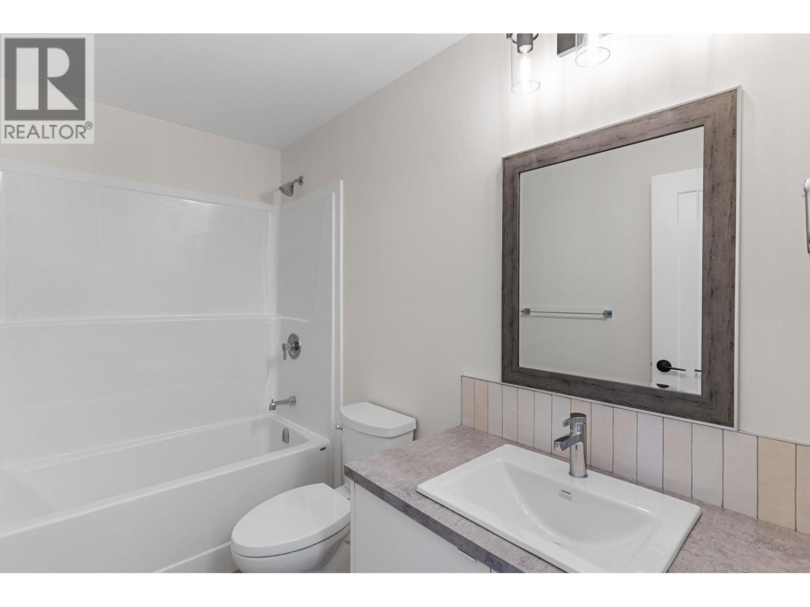 2140 Montenegro Drive, Kelowna, British Columbia  V1P 0B2 - Photo 41 - 10387475