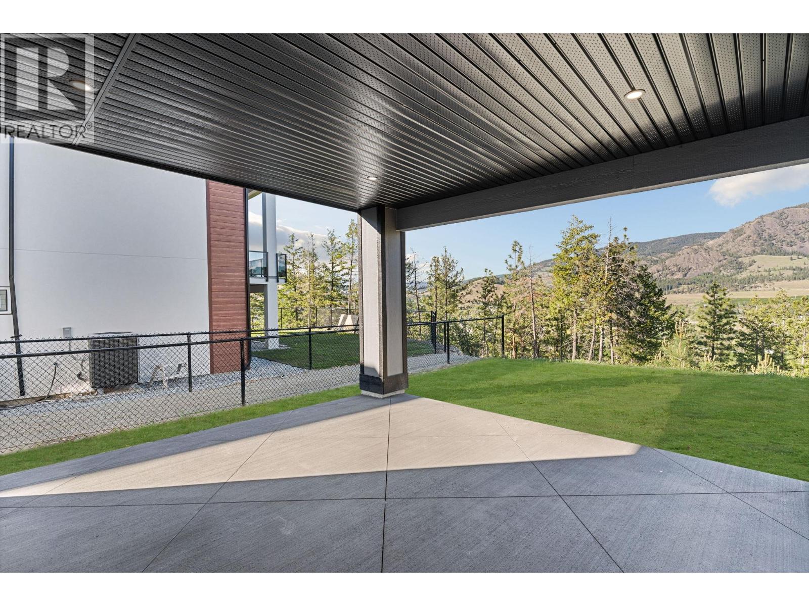2140 Montenegro Drive, Kelowna, British Columbia  V1P 0B2 - Photo 53 - 10387475
