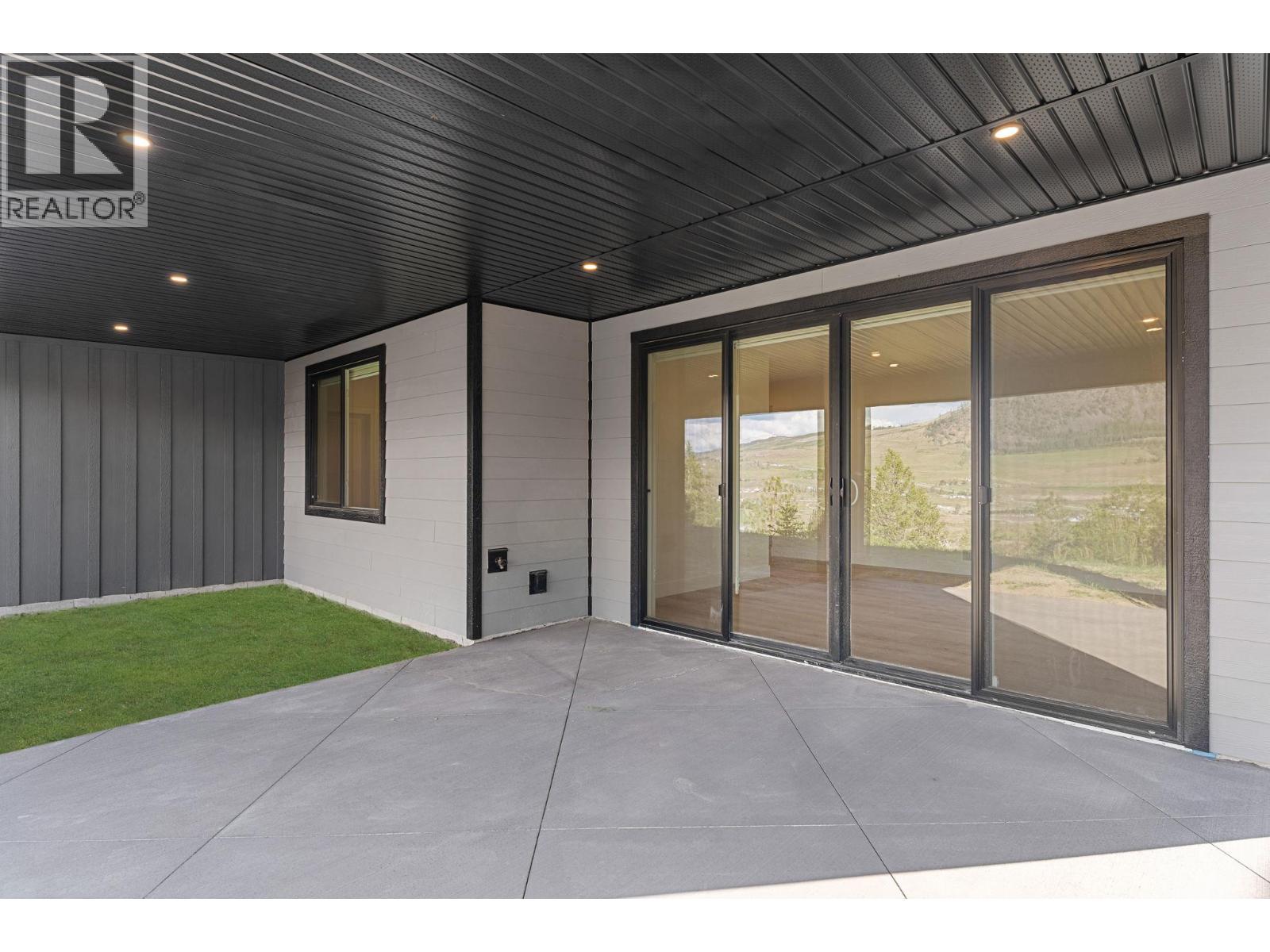 2140 Montenegro Drive, Kelowna, British Columbia  V1P 0B2 - Photo 54 - 10387475