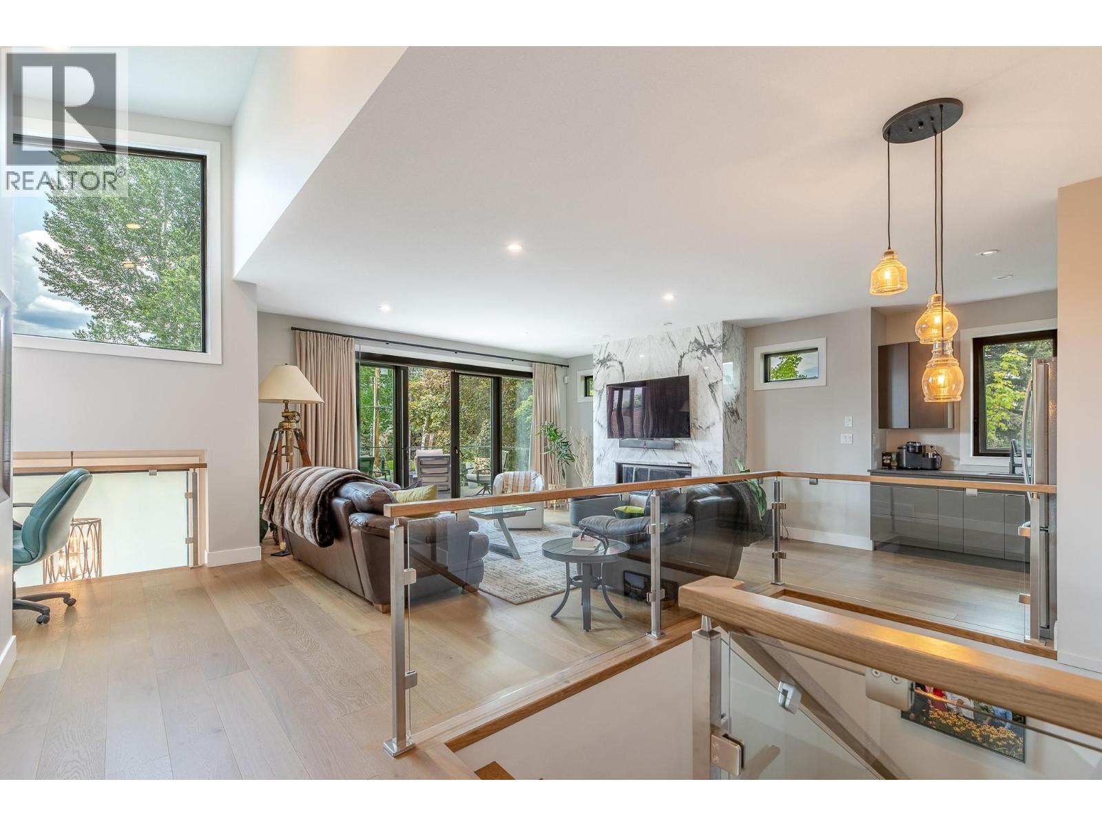 5212 Woods Avenue, Summerland, British Columbia  V0H 1Z9 - Photo 24 - 10388073