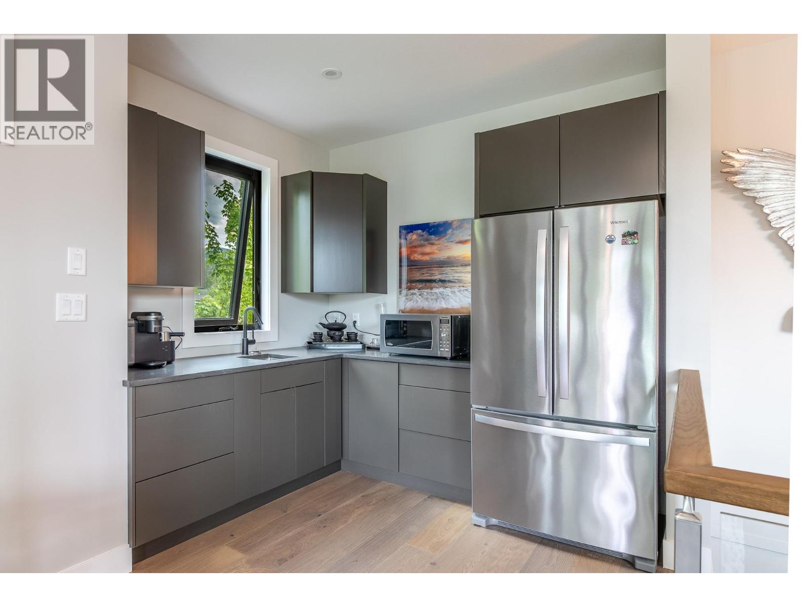 5212 Woods Avenue, Summerland, British Columbia  V0H 1Z9 - Photo 26 - 10388073