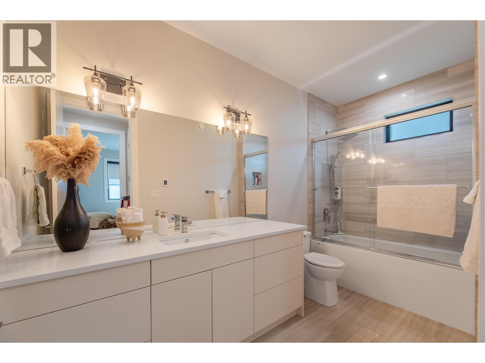 5212 Woods Avenue, Summerland, British Columbia  V0H 1Z9 - Photo 37 - 10388073
