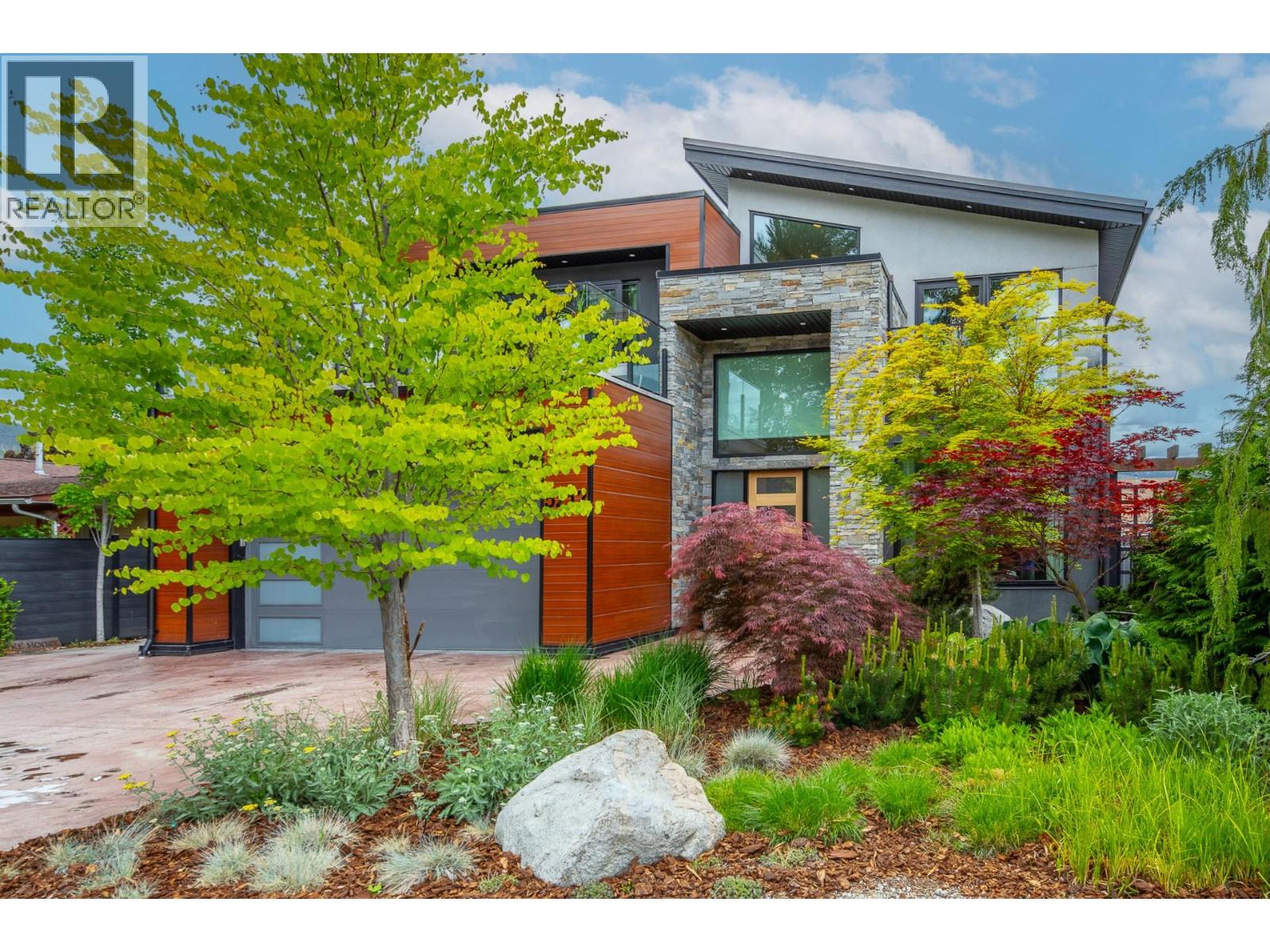 5212 Woods Avenue, Summerland, British Columbia  V0H 1Z9 - Photo 4 - 10388073