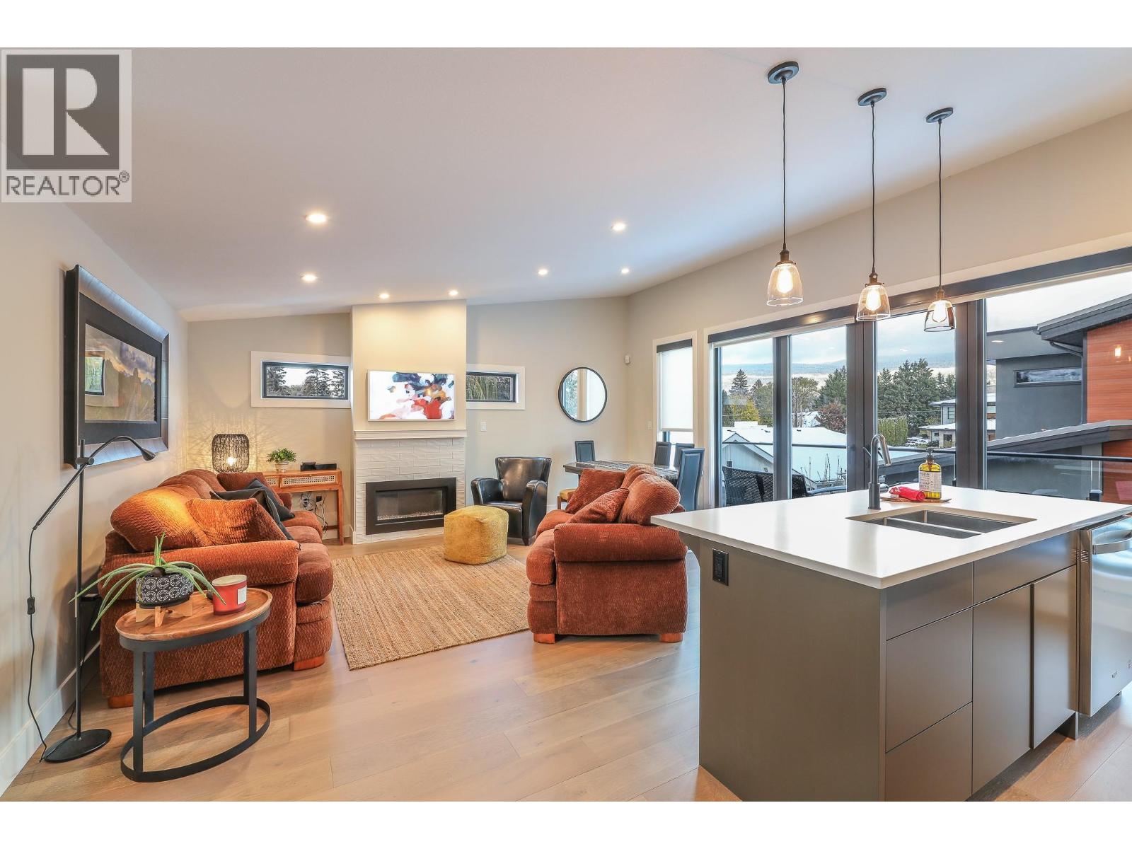 5212 Woods Avenue, Summerland, British Columbia  V0H 1Z9 - Photo 45 - 10388073