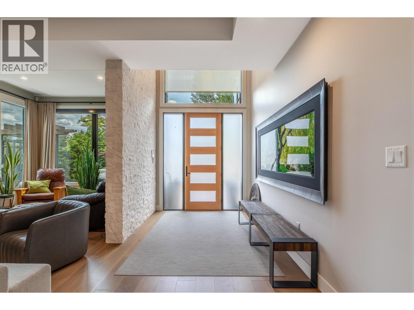 5212 Woods Avenue, Summerland, British Columbia  V0H 1Z9 - Photo 6 - 10388073