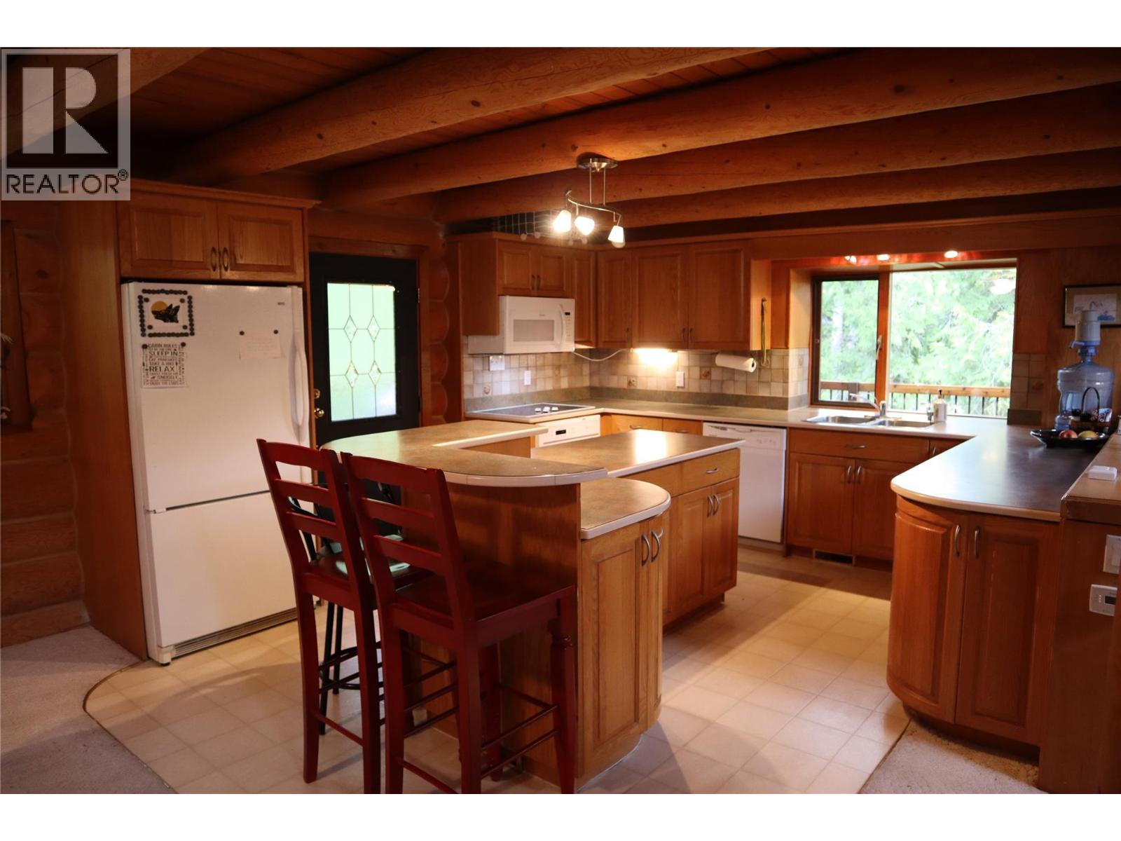 4221 Barriere Lakes Road, Barriere, British Columbia  V0E 1E0 - Photo 5 - 10387811