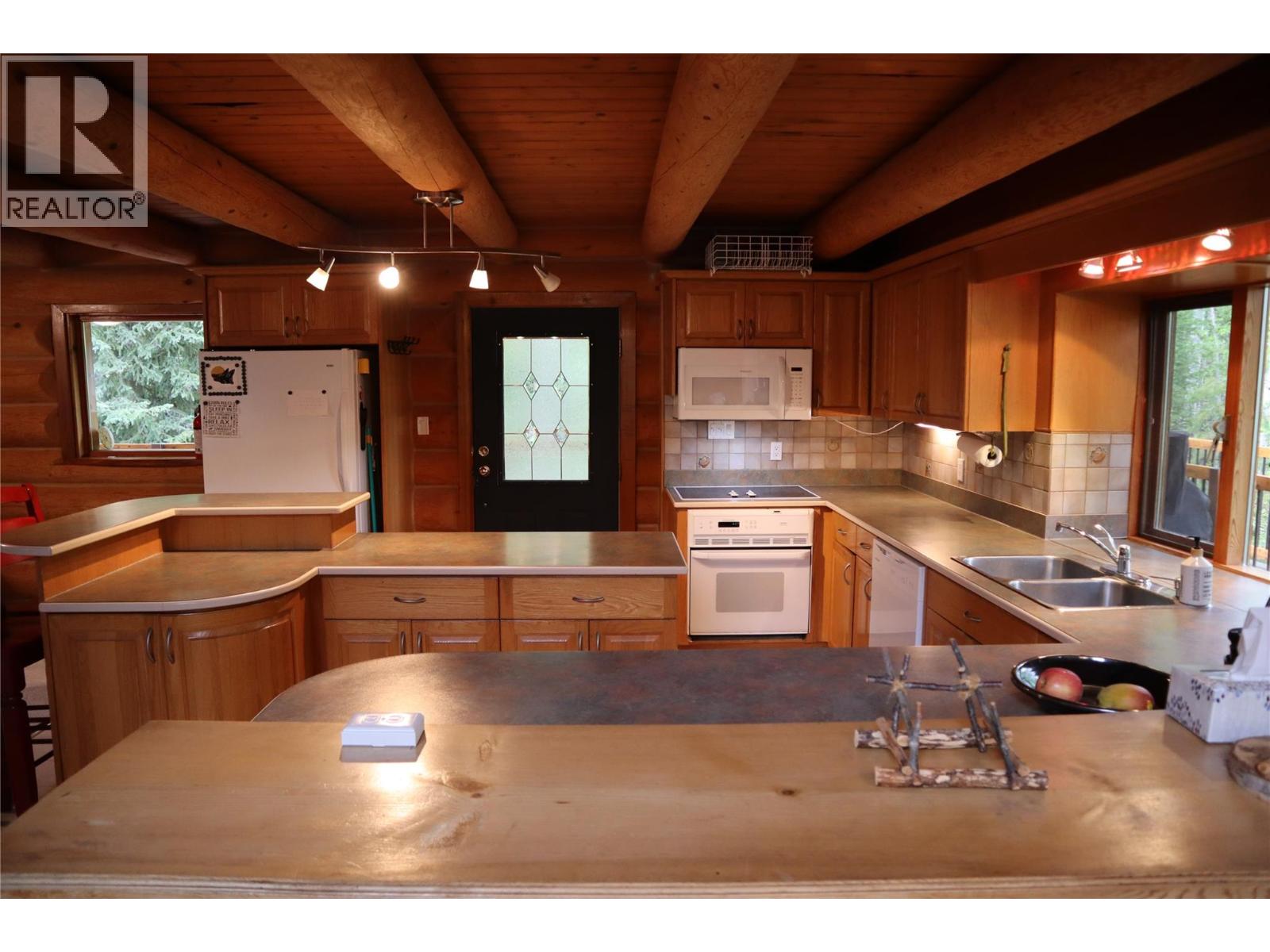 4221 Barriere Lakes Road, Barriere, British Columbia  V0E 1E0 - Photo 6 - 10387811