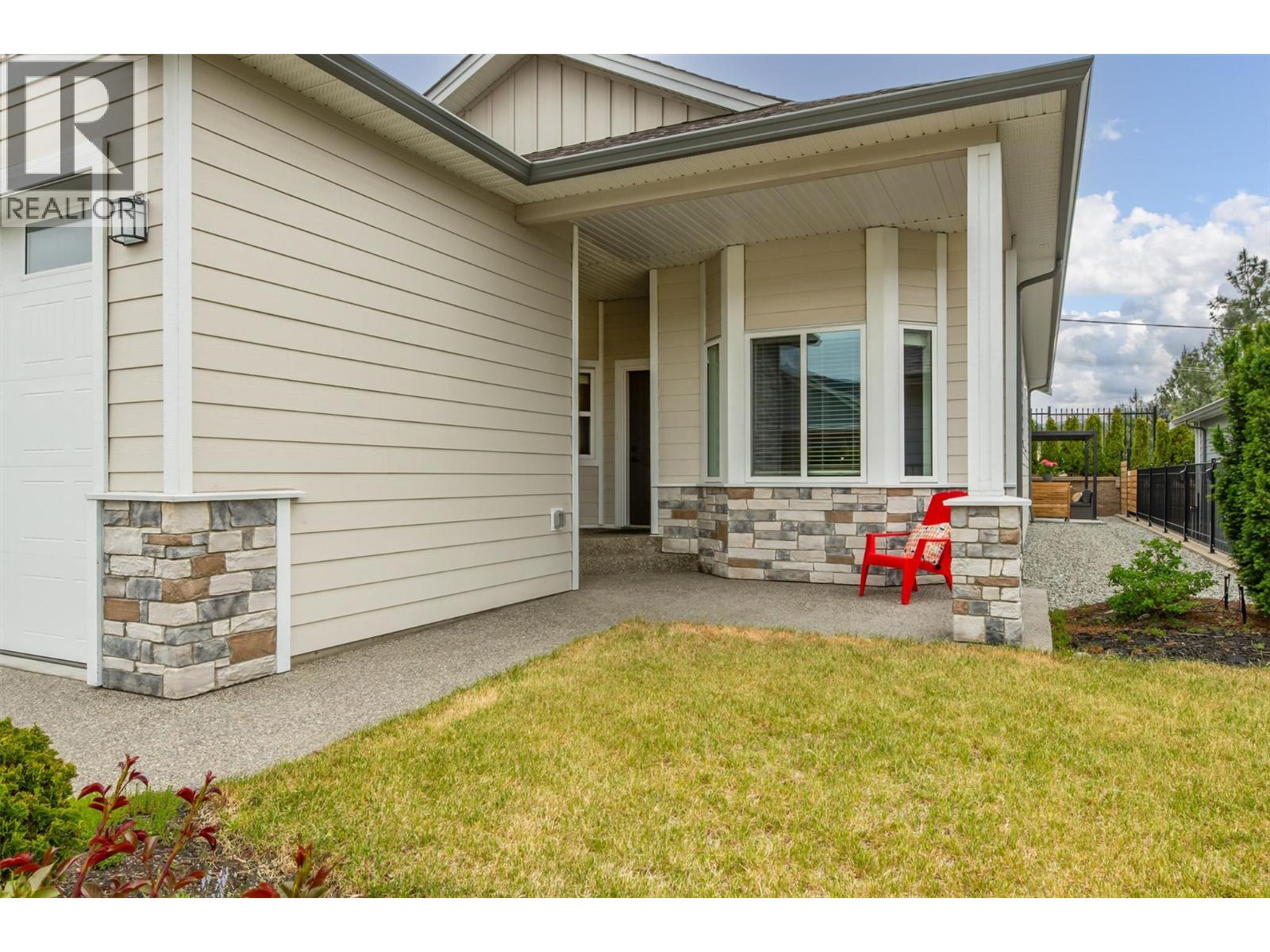3405 Ironwood Drive, Westbank, British Columbia  V4T 0A9 - Photo 4 - 10386966
