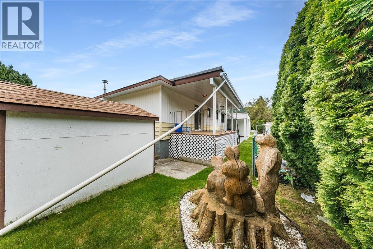 665 6 Street, Montrose, British Columbia  V0G 1P0 - Photo 12 - 10386909