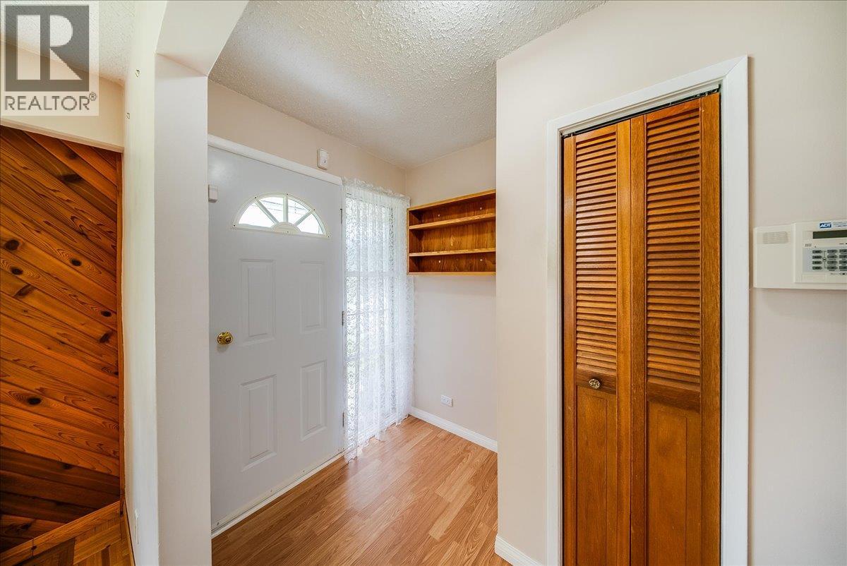 665 6 Street, Montrose, British Columbia  V0G 1P0 - Photo 26 - 10386909