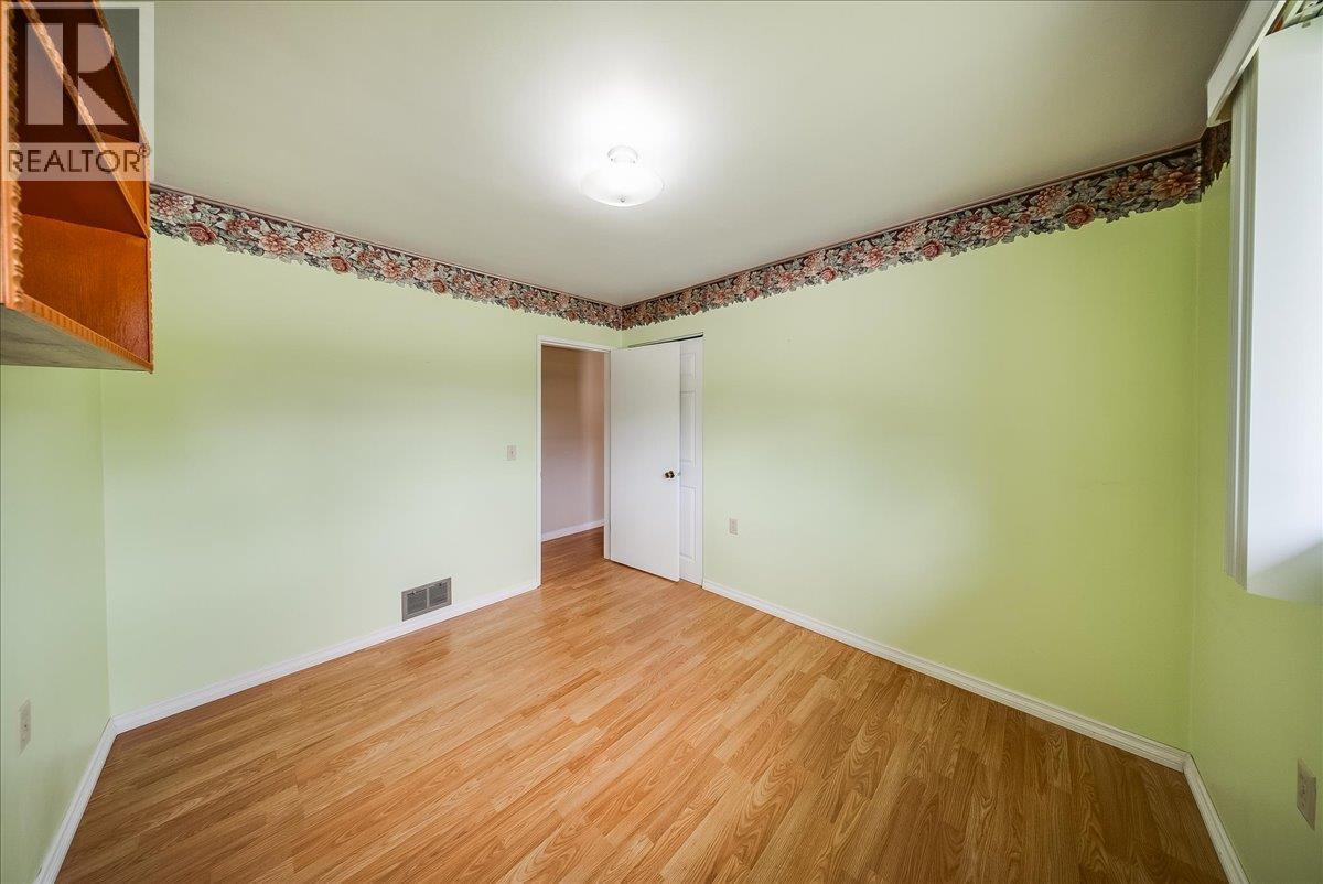 665 6 Street, Montrose, British Columbia  V0G 1P0 - Photo 28 - 10386909