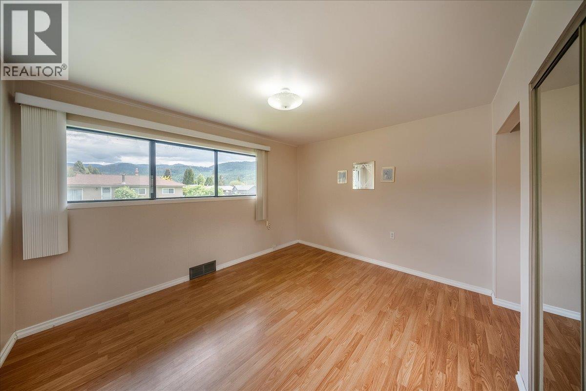 665 6 Street, Montrose, British Columbia  V0G 1P0 - Photo 29 - 10386909