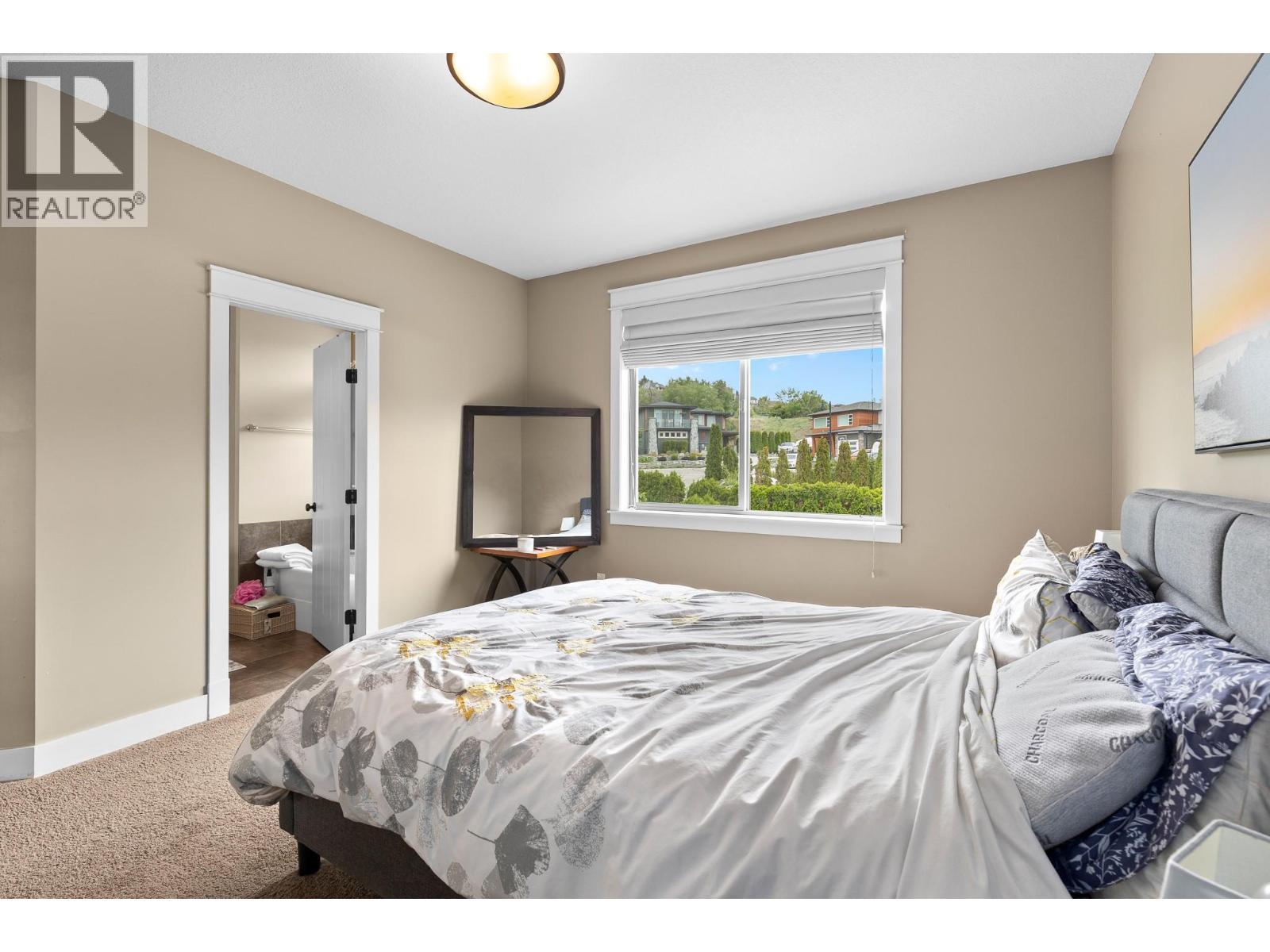 6555 Blackcomb Place, Vernon, British Columbia    - Photo 40 - 10387720