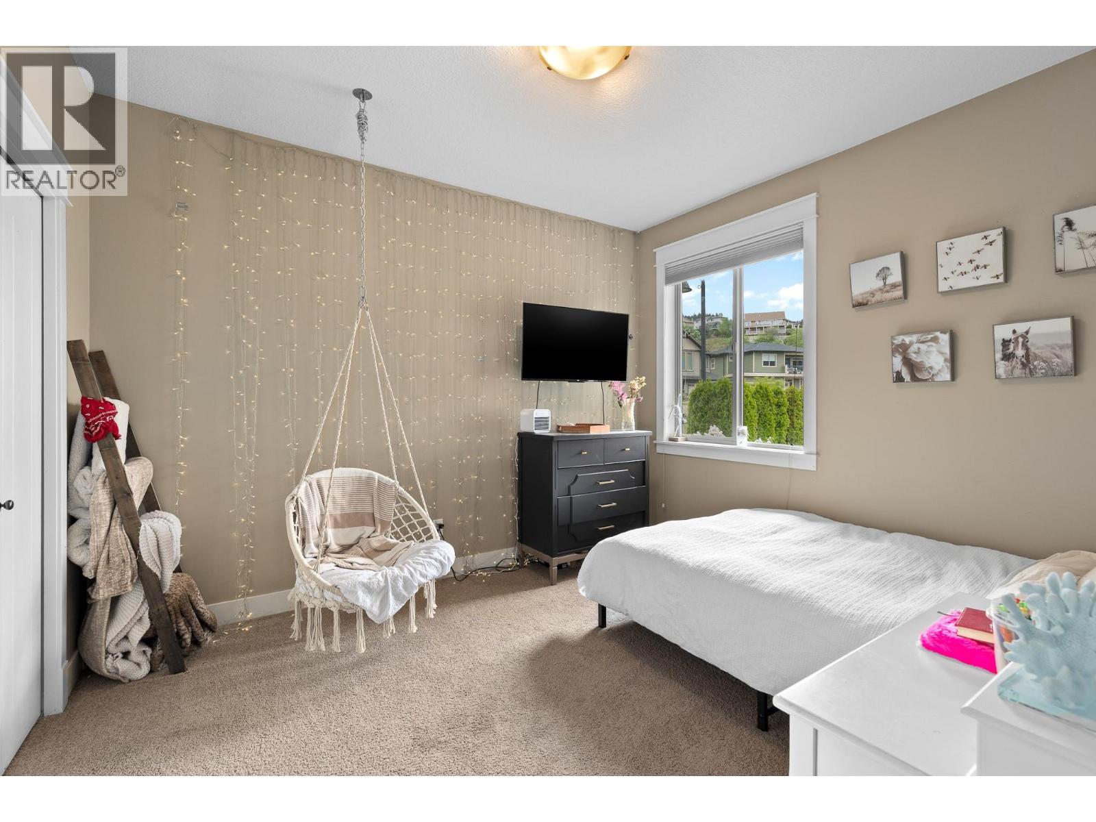 6555 Blackcomb Place, Vernon, British Columbia    - Photo 45 - 10387720