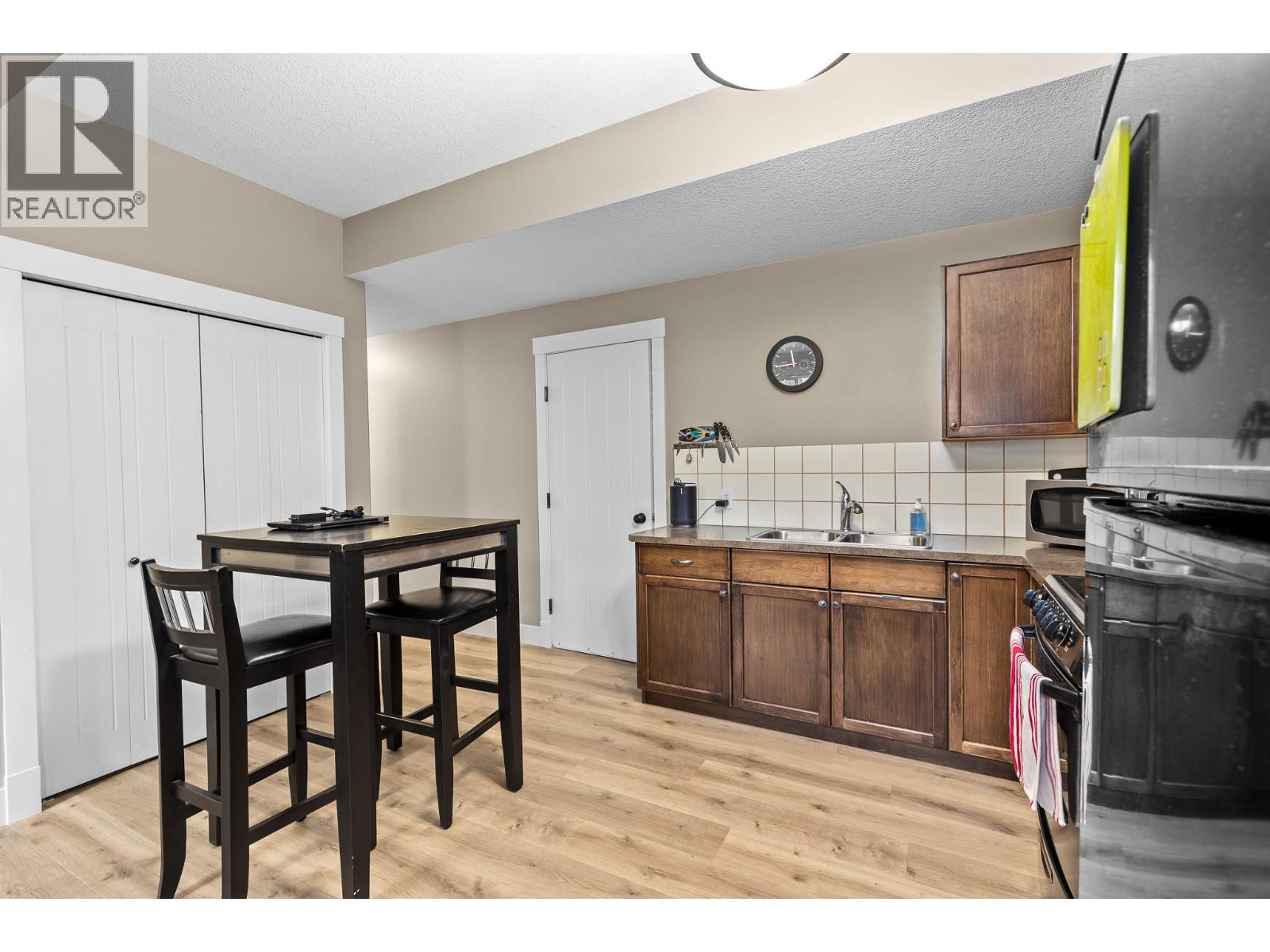 6555 Blackcomb Place, Vernon, British Columbia    - Photo 75 - 10387720