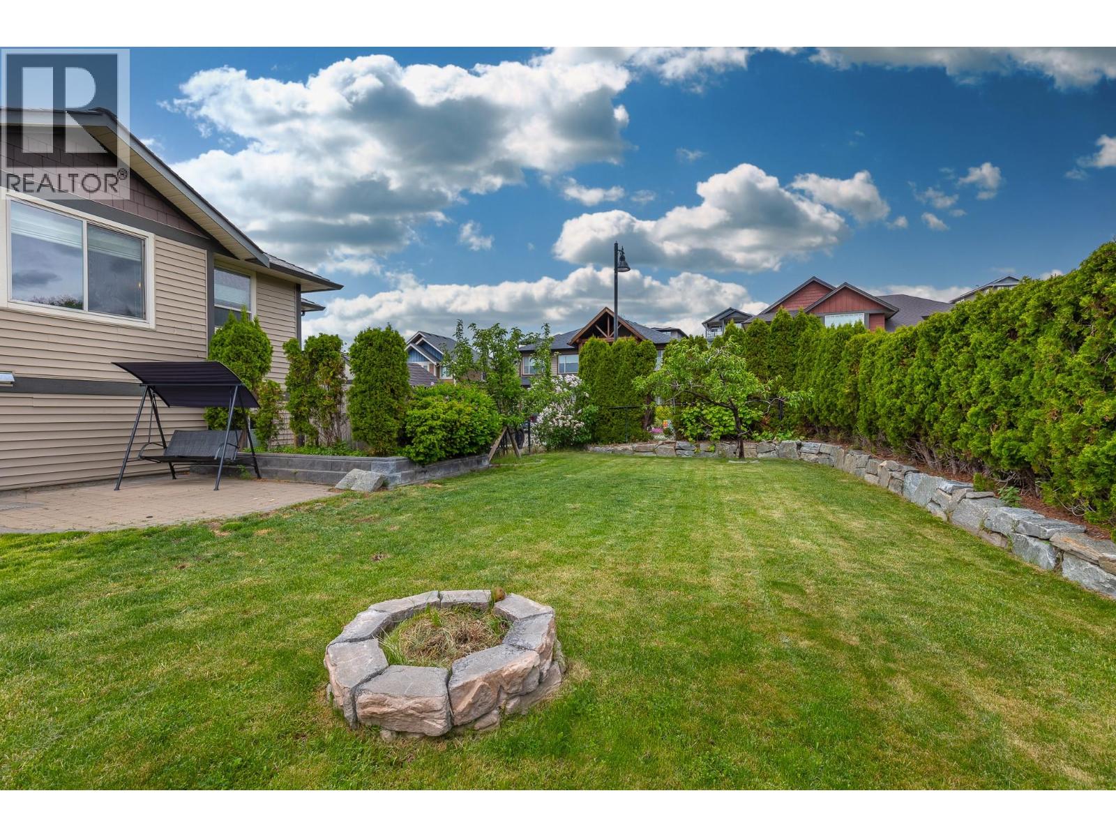 6555 Blackcomb Place, Vernon, British Columbia    - Photo 87 - 10387720