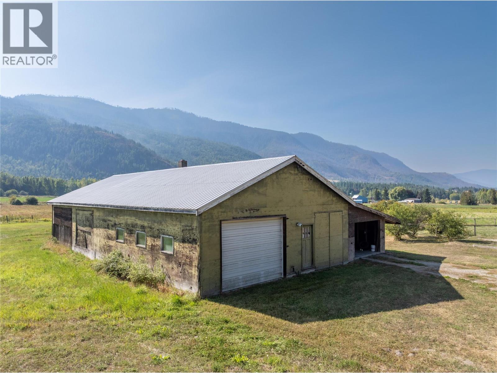 1403 Notch Hill Road, Sorrento, British Columbia  V0E 2W1 - Photo 72 - 10379071