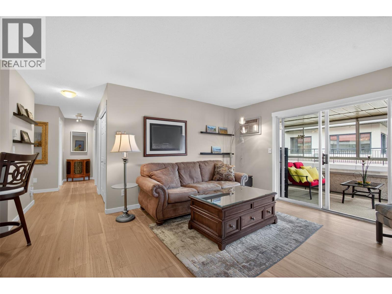 1534 Lawrence Avenue Unit# 306, Kelowna, British Columbia  V1Y 6M8 - Photo 8 - 10386134