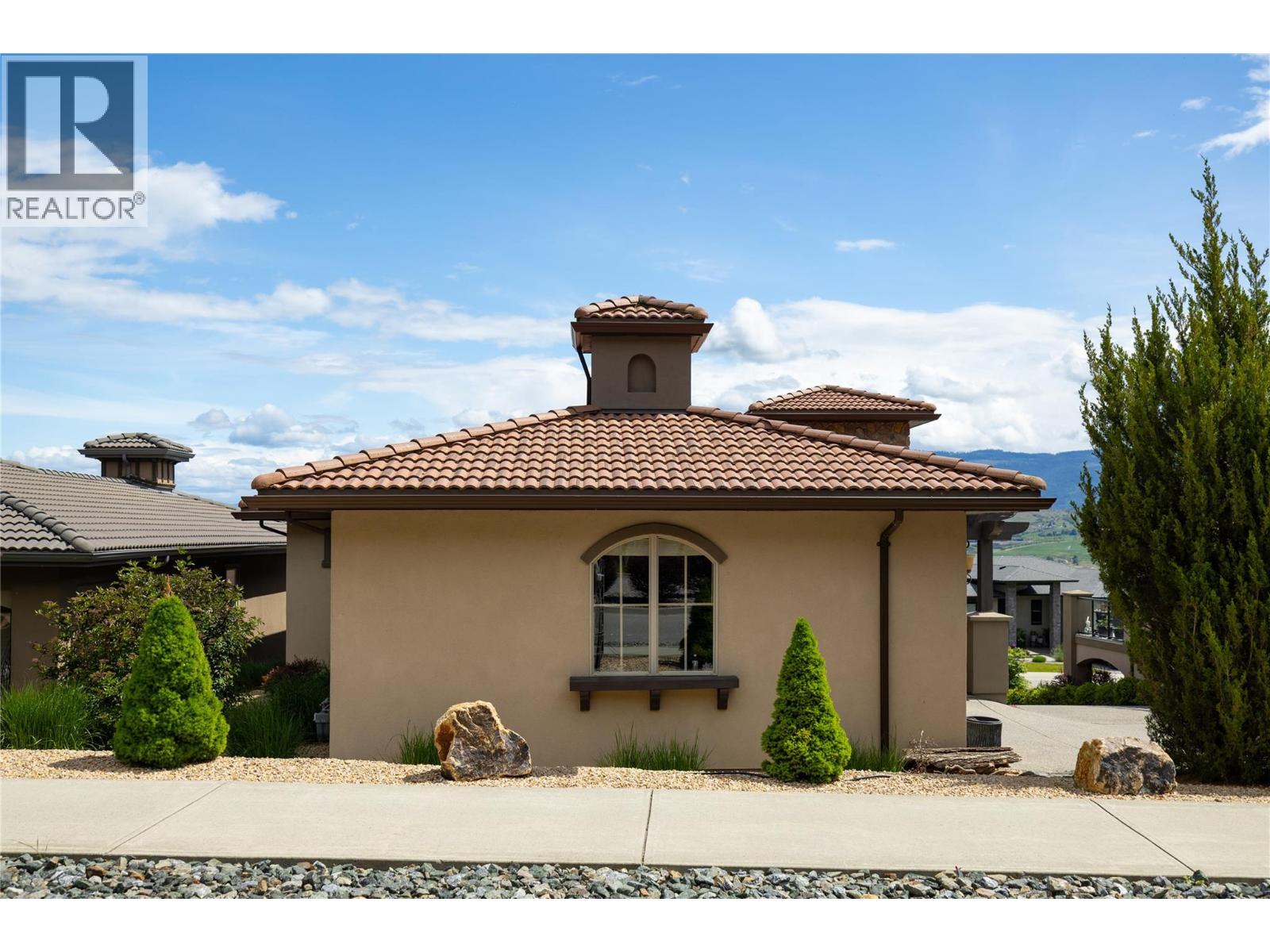 339 Cordon Place, Vernon, British Columbia  V1H 1Z9 - Photo 7 - 10388113