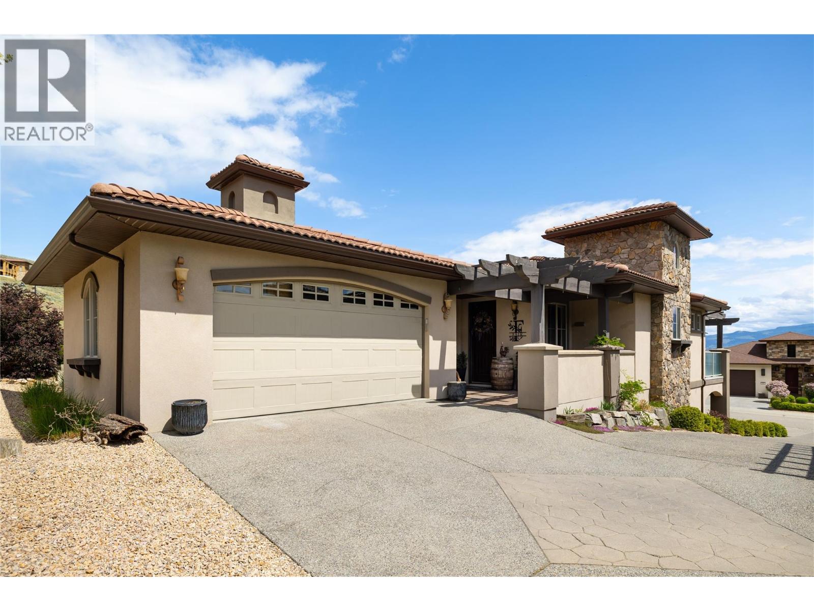 339 Cordon Place, Vernon, British Columbia  V1H 1Z9 - Photo 8 - 10388113