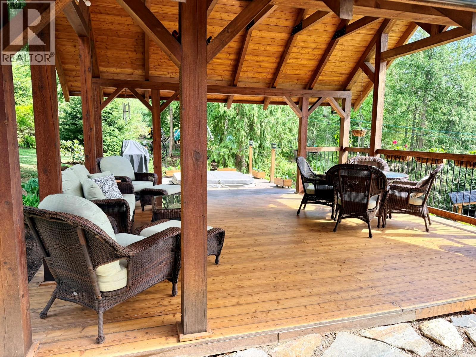 13643 Mountain Shores Road N, Boswell, British Columbia  V0B 1A4 - Photo 10 - 10388060
