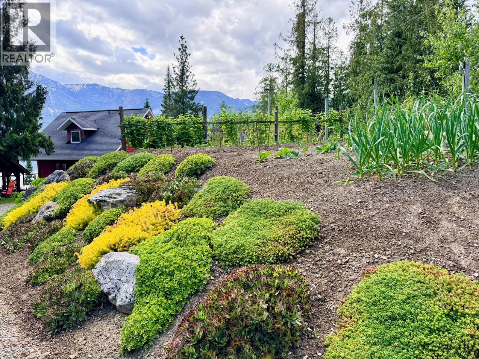 13643 Mountain Shores Road N, Boswell, British Columbia  V0B 1A4 - Photo 15 - 10388060