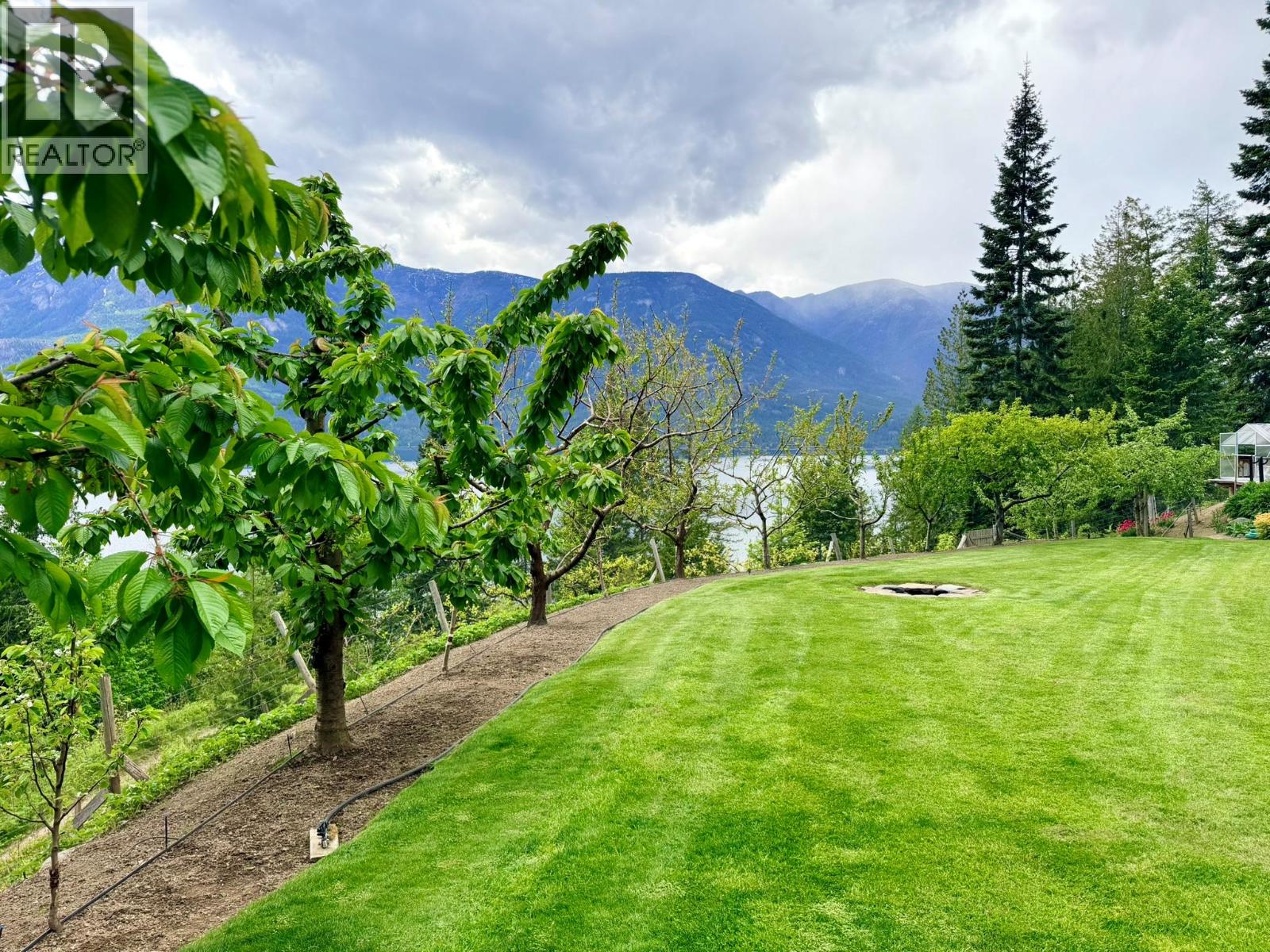 13643 Mountain Shores Road N, Boswell, British Columbia  V0B 1A4 - Photo 29 - 10388060