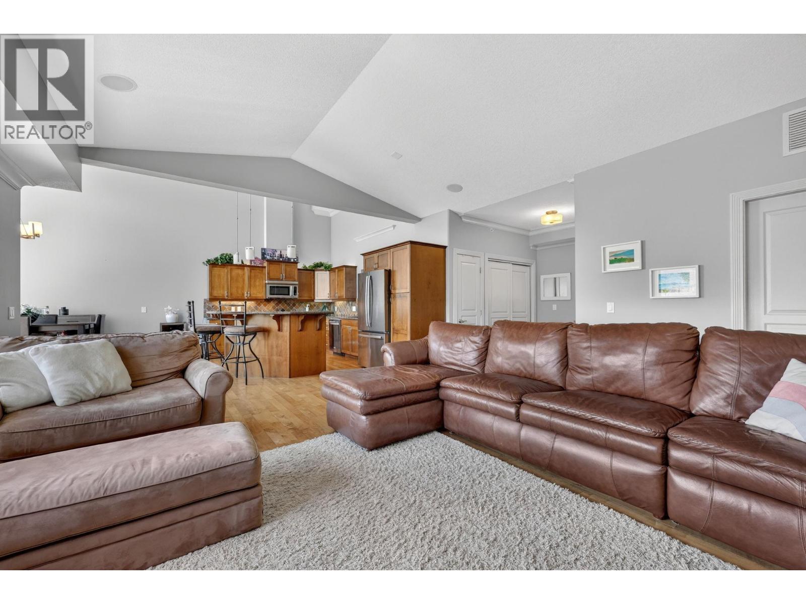 3996 Beach Avenue Unit# 323, Peachland, British Columbia  V0H 1X1 - Photo 13 - 10381040