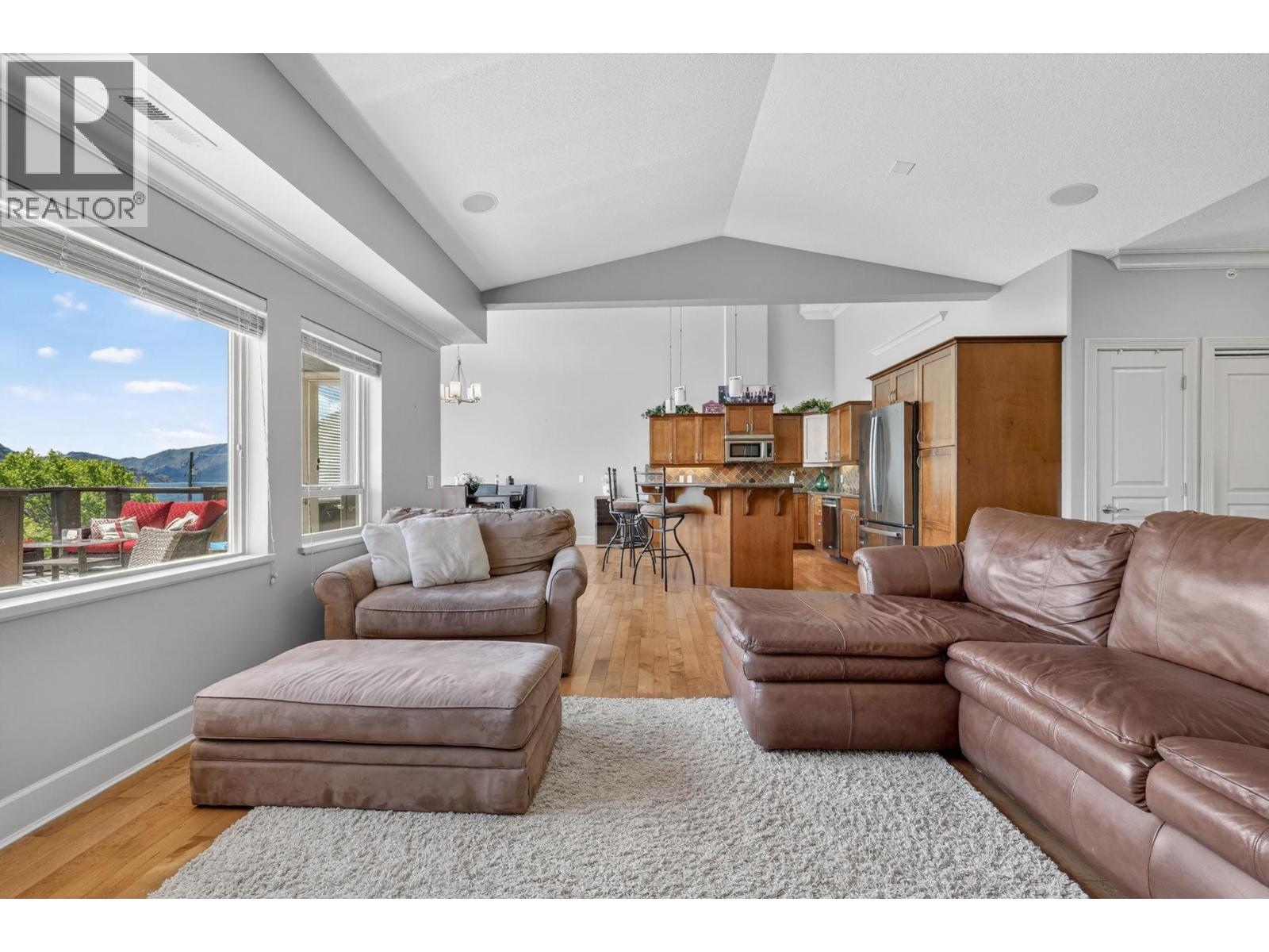 3996 Beach Avenue Unit# 323, Peachland, British Columbia  V0H 1X1 - Photo 14 - 10381040