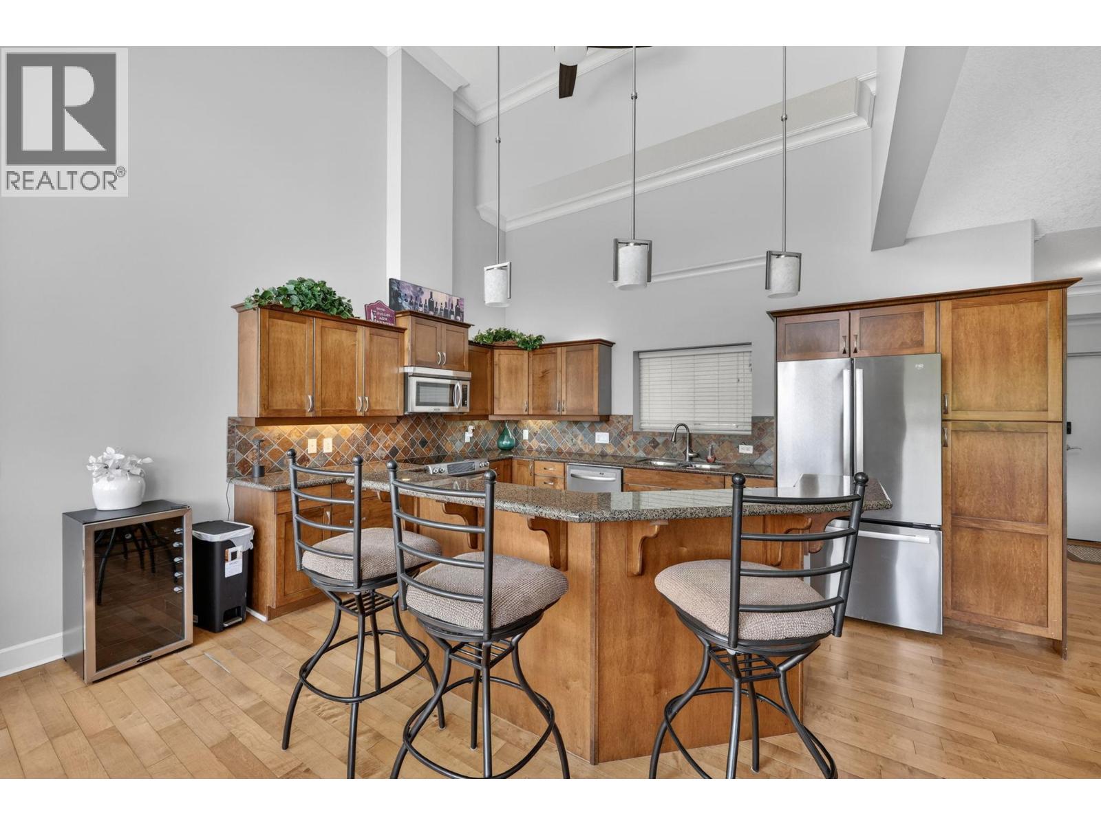 3996 Beach Avenue Unit# 323, Peachland, British Columbia  V0H 1X1 - Photo 16 - 10381040