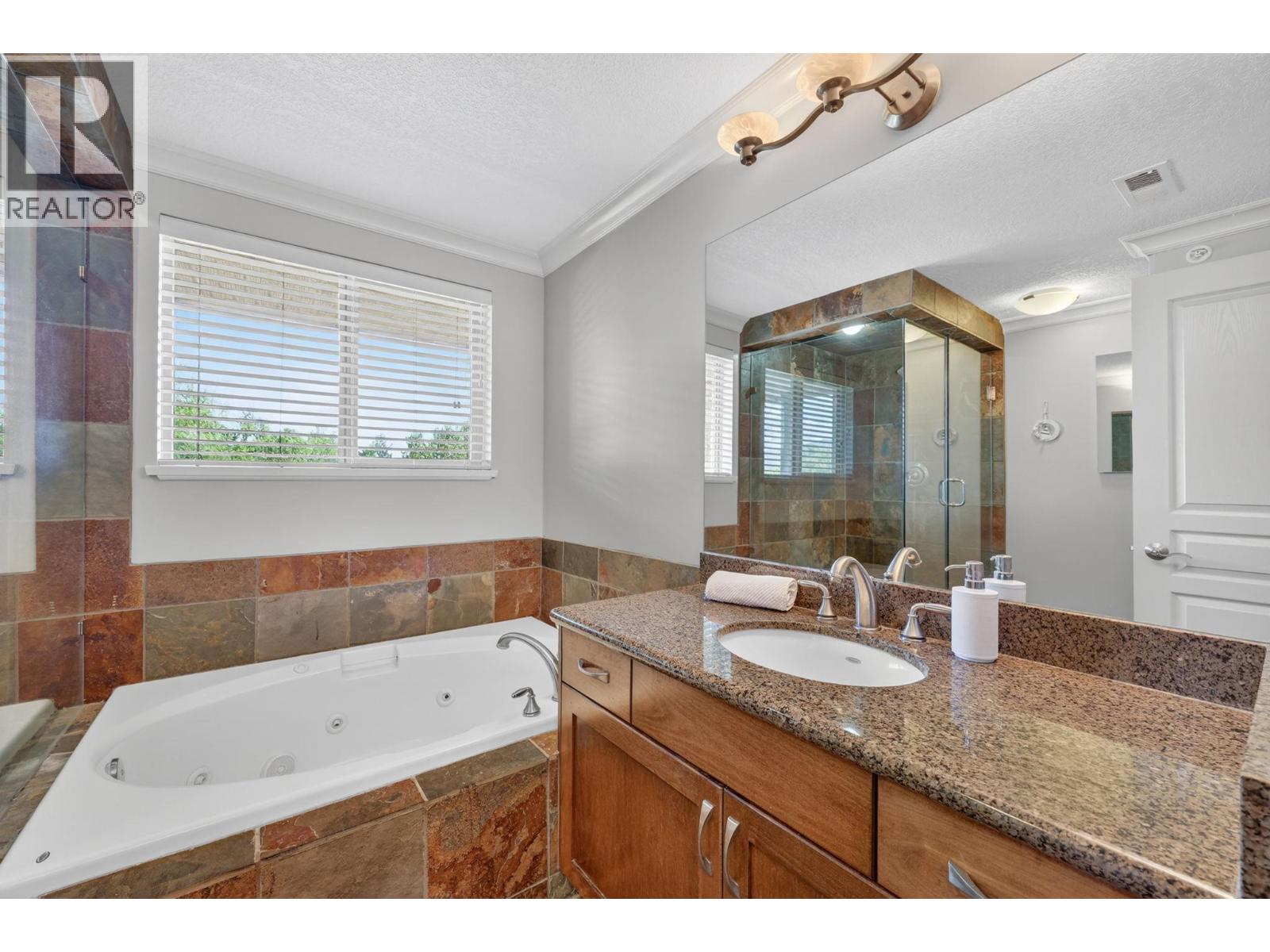3996 Beach Avenue Unit# 323, Peachland, British Columbia  V0H 1X1 - Photo 36 - 10381040