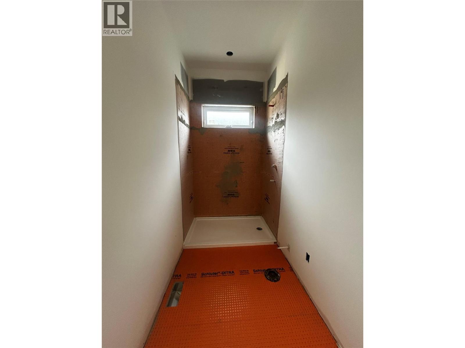 237 Turnberry Street, Kelowna, British Columbia  V1P 0B1 - Photo 18 - 10387845