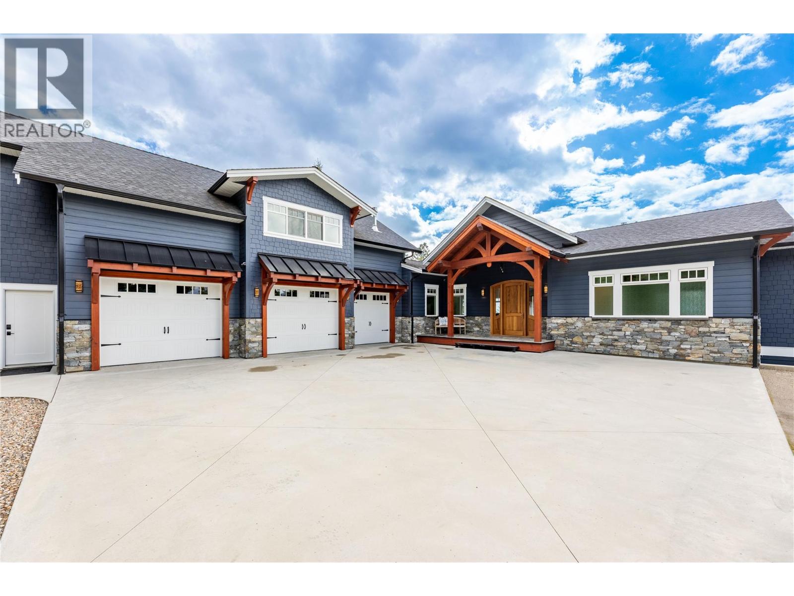 3401 Roncastle Road, Blind Bay, British Columbia  V0E 1H1 - Photo 3 - 10382651