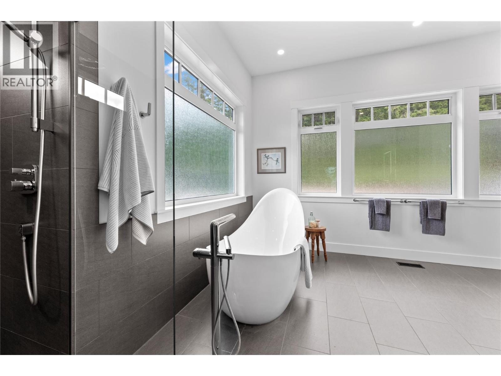 3401 Roncastle Road, Blind Bay, British Columbia  V0E 1H1 - Photo 39 - 10382651