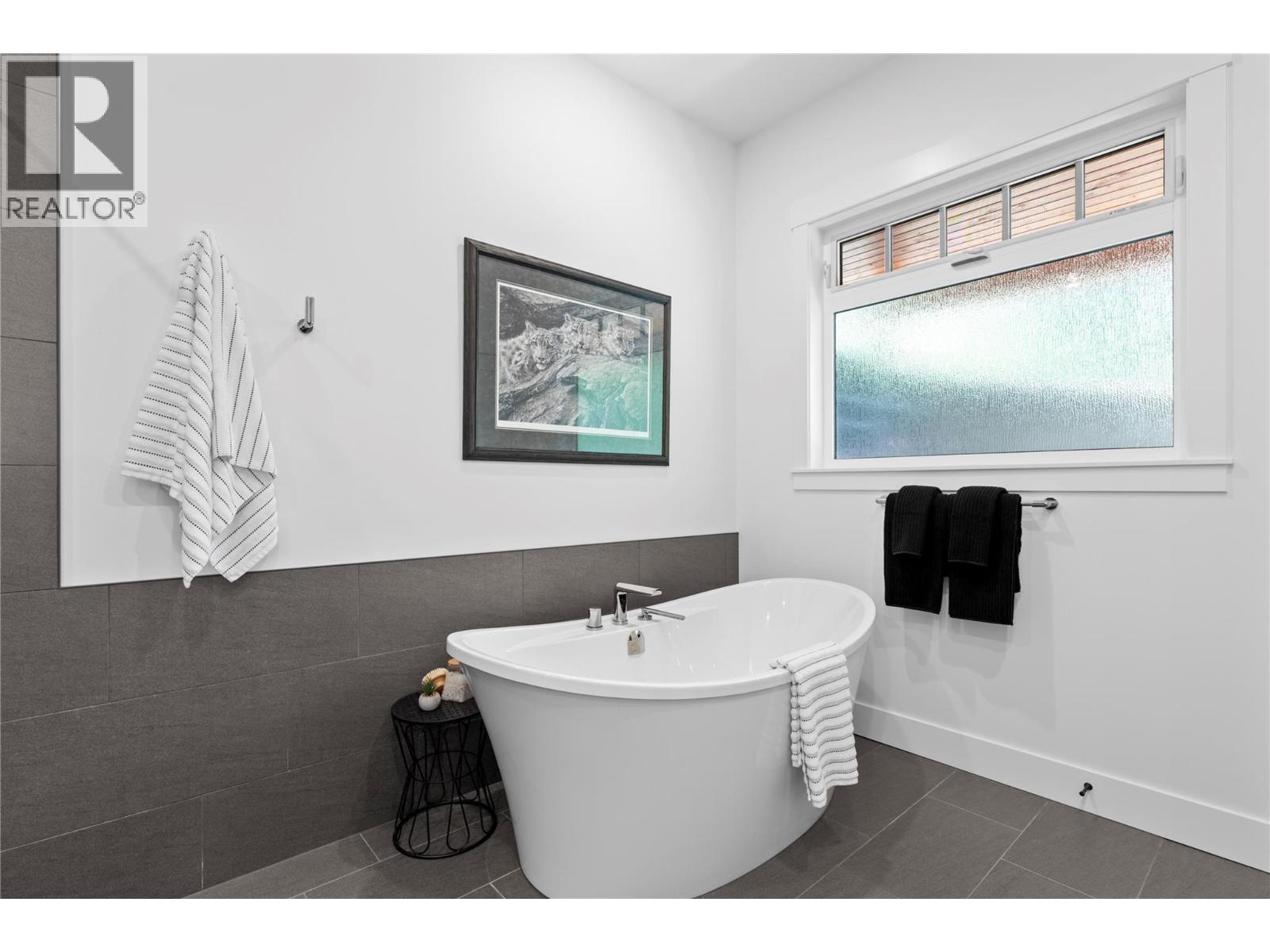 3401 Roncastle Road, Blind Bay, British Columbia  V0E 1H1 - Photo 55 - 10382651