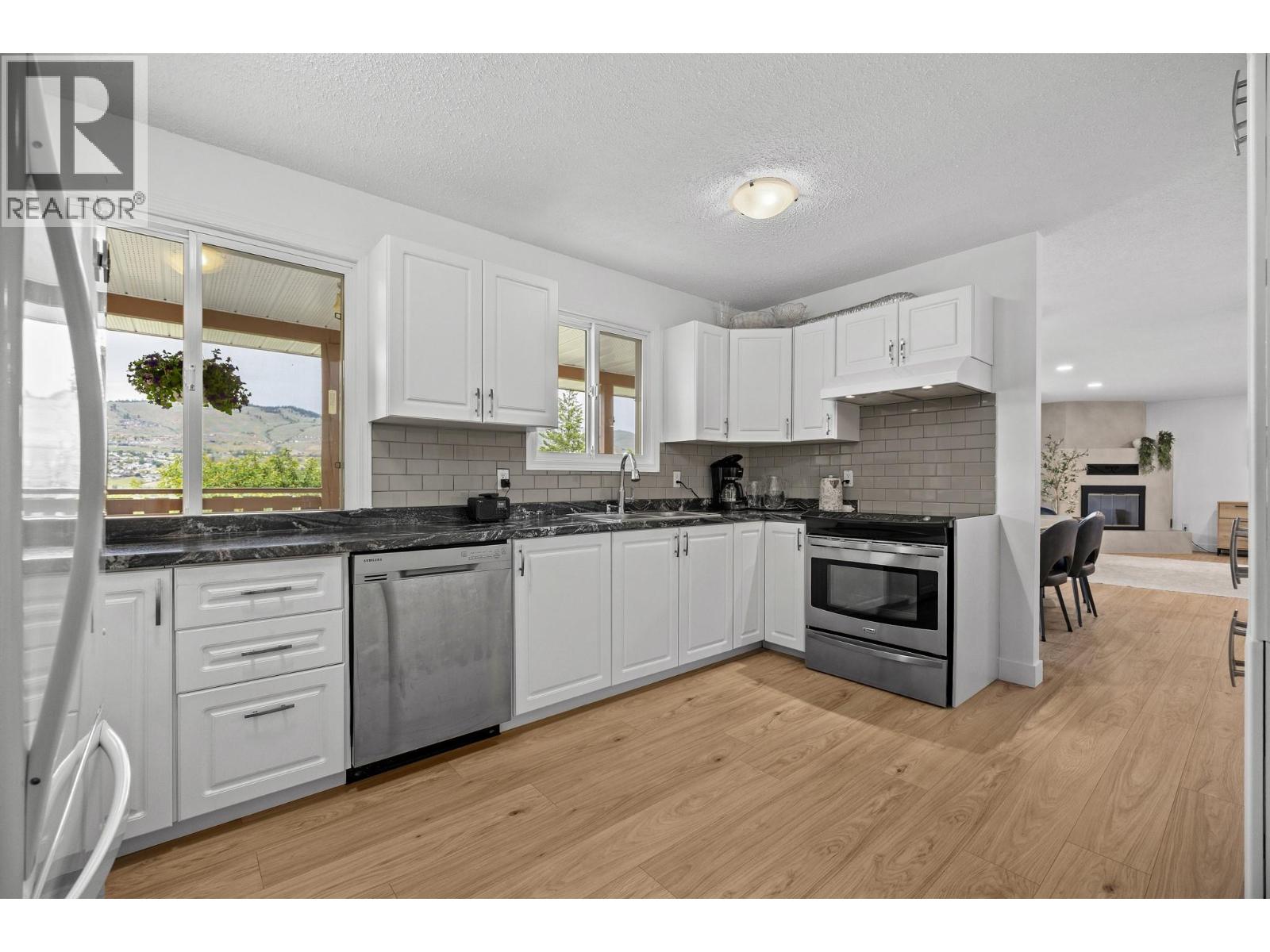 6717 Apollo Road, Vernon, British Columbia  V1H 1J3 - Photo 18 - 10388135