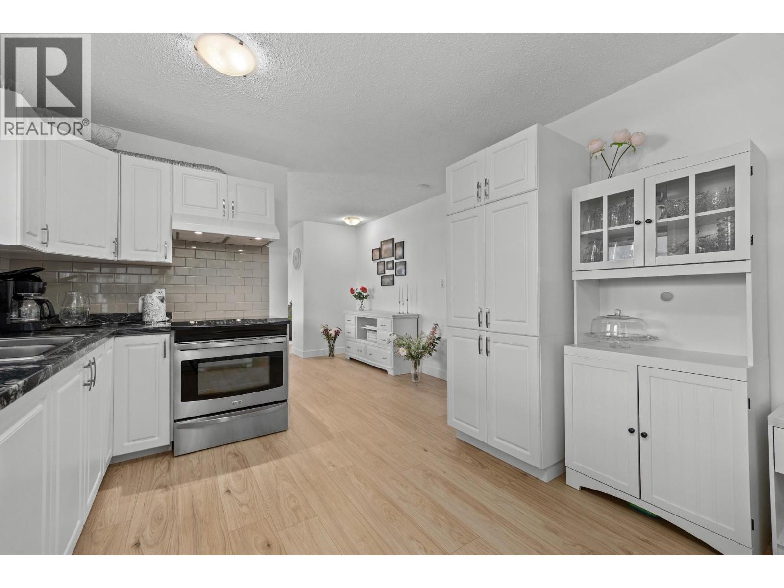 6717 Apollo Road, Vernon, British Columbia  V1H 1J3 - Photo 19 - 10388135
