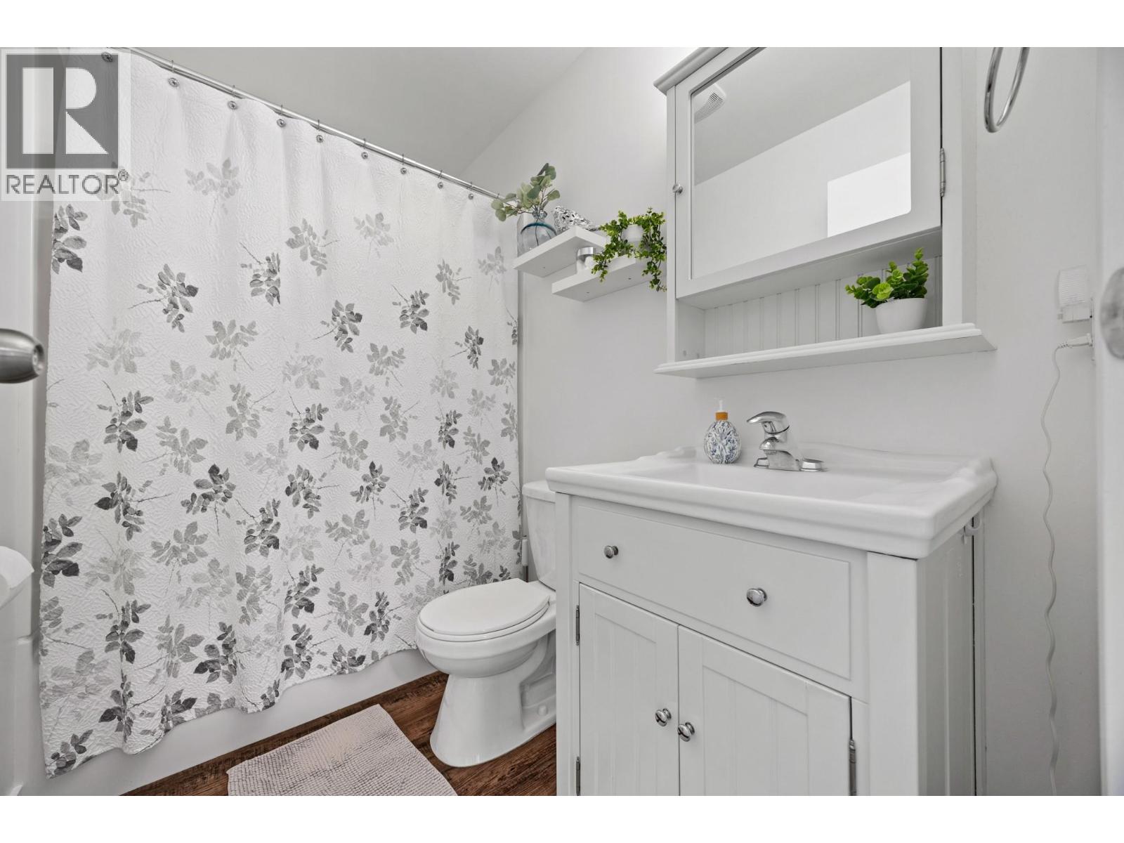 6717 Apollo Road, Vernon, British Columbia  V1H 1J3 - Photo 31 - 10388135