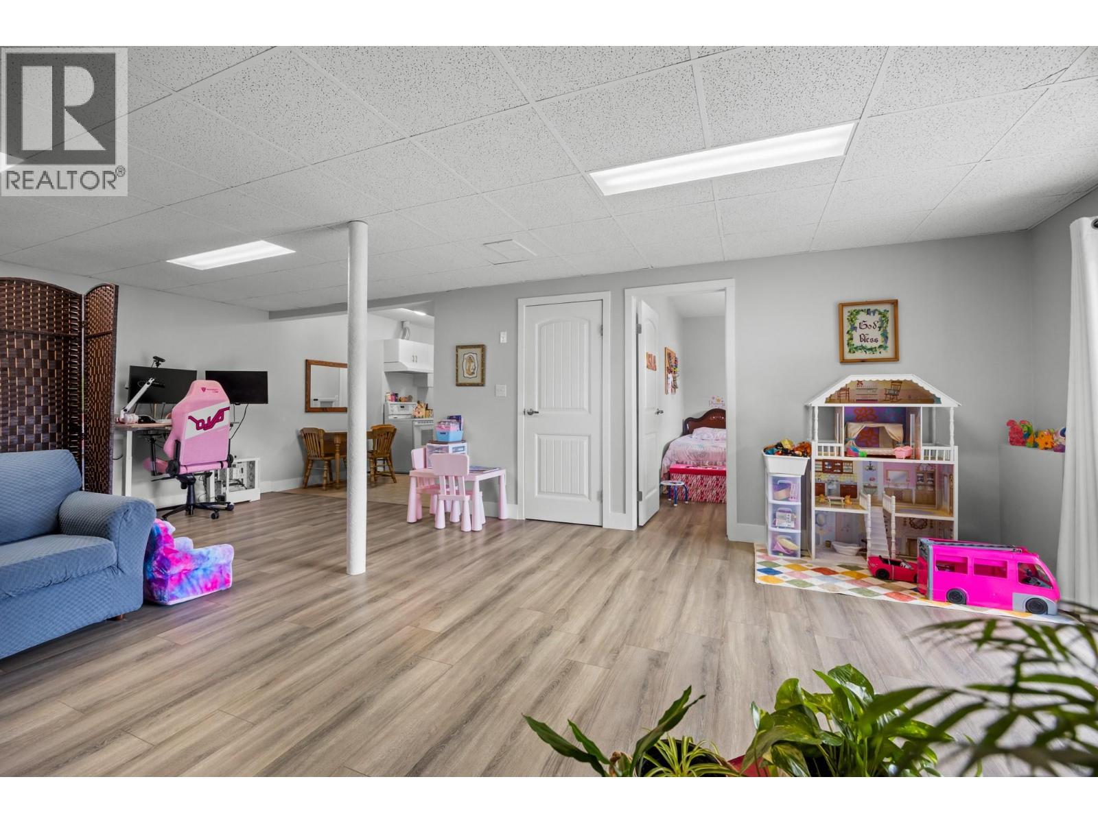 6717 Apollo Road, Vernon, British Columbia  V1H 1J3 - Photo 37 - 10388135
