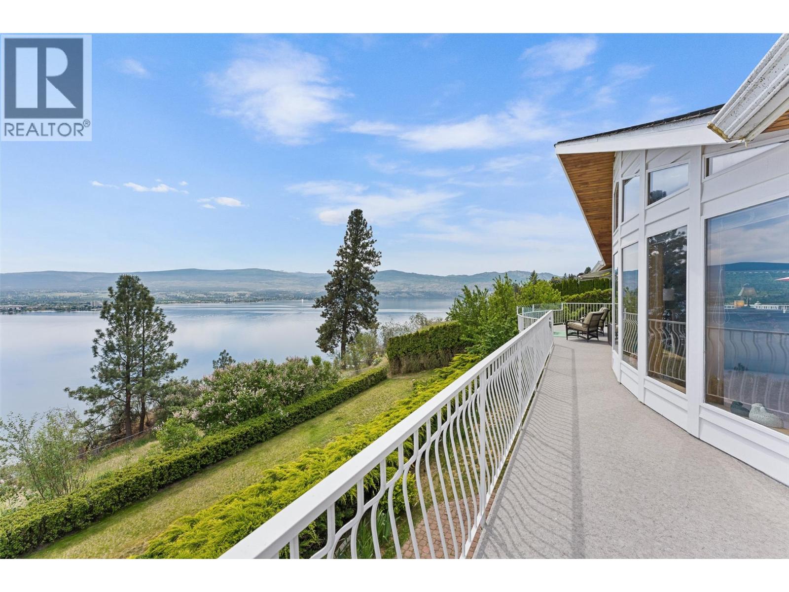 2157 Alexander Place, Kelowna, British Columbia  V1Z 2X5 - Photo 30 - 10388112