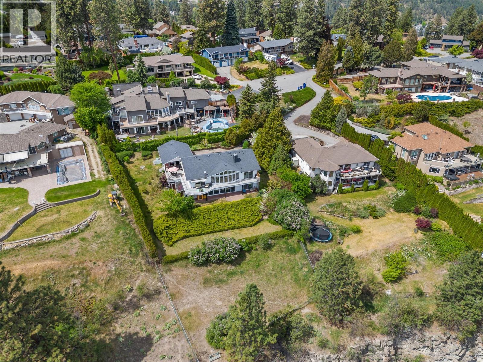 2157 Alexander Place, Kelowna, British Columbia  V1Z 2X5 - Photo 66 - 10388112