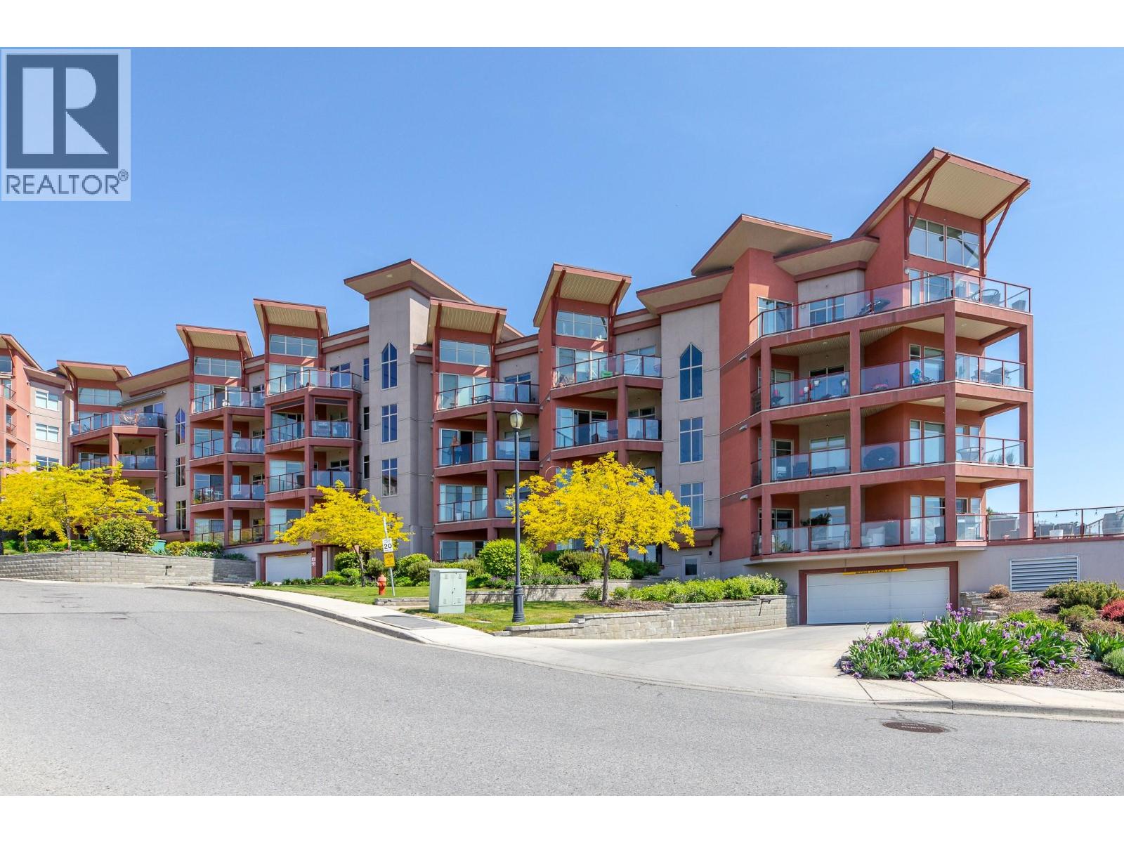 3205 Skyview Lane Unit# 310, west kelowna, British Columbia
