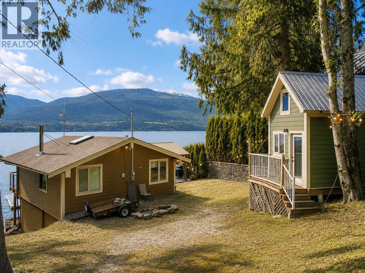3981 Eagle Bay Road, Eagle Bay, British Columbia  V0E 1T0 - Photo 1 - 10388170